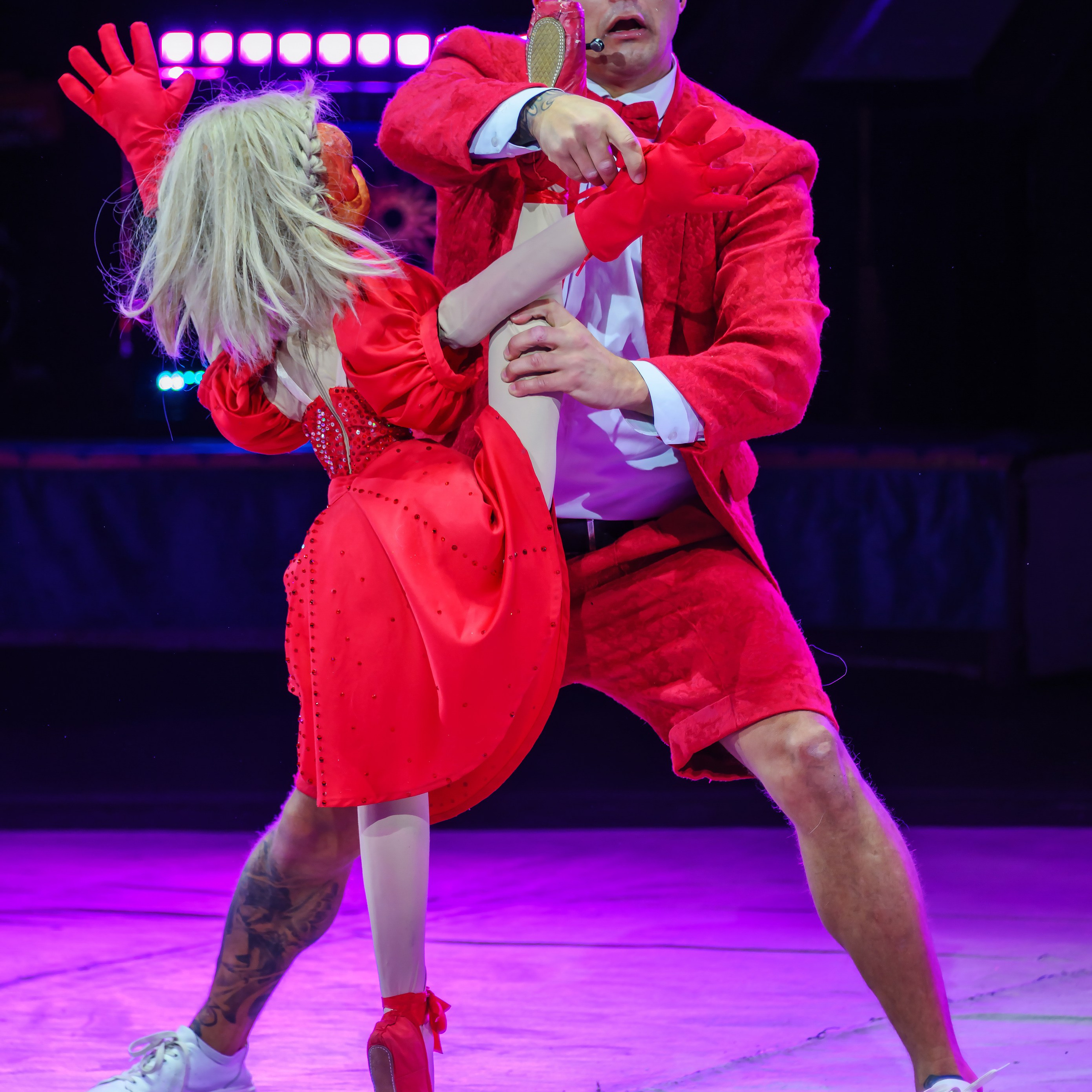 Песчаная сказка Гии Эрадзе — волшебное шоу 🎪, которое должен увидеть каждый, кто ценит красоту🌹, талант 🎭 и умение мечтать 💫. Цирковой фотограф Андрей Пухов (Jazz)