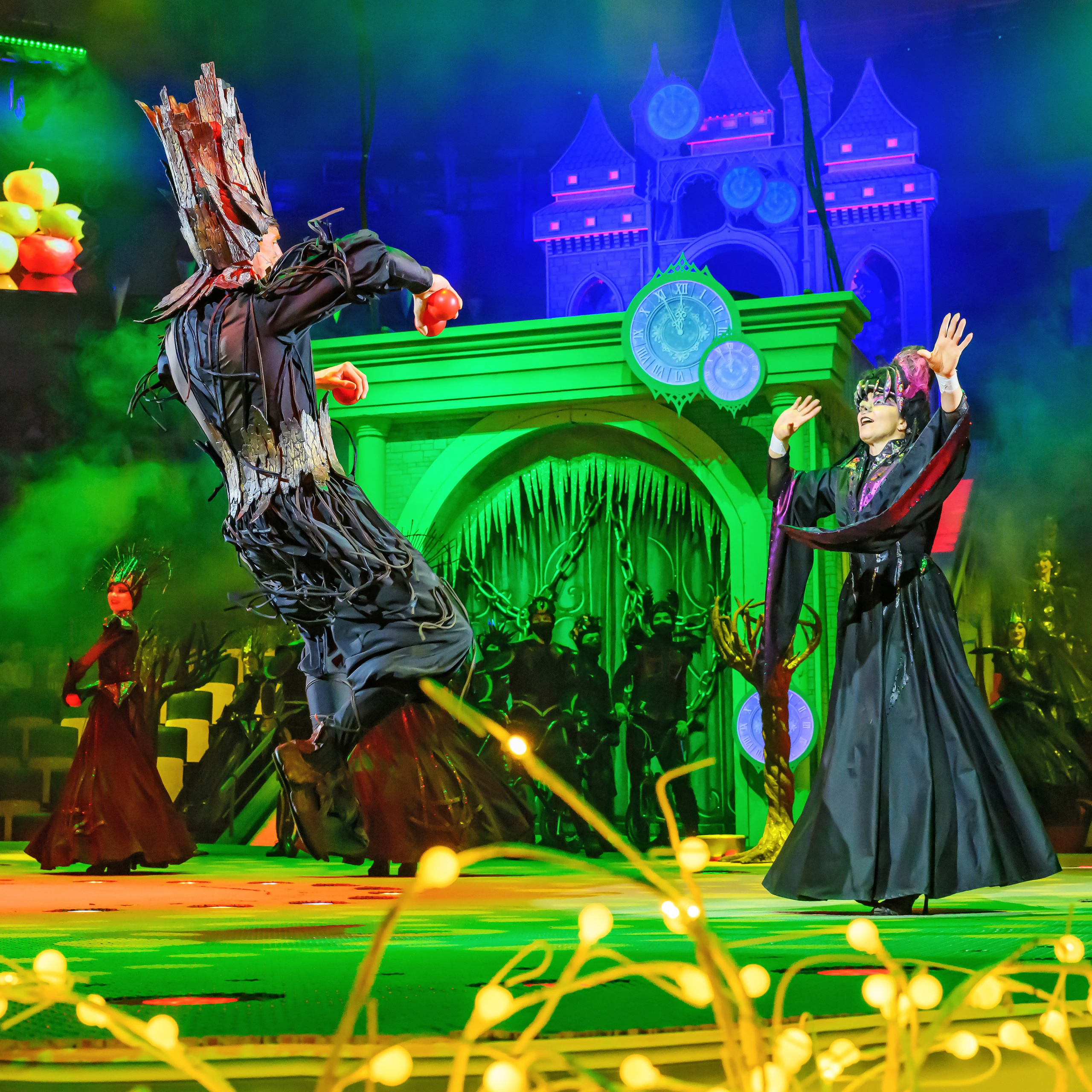 «13 месяцев. Шоу ледяных фонтанов»❄💙. Фотограф Андрей Пухов (Jazz)