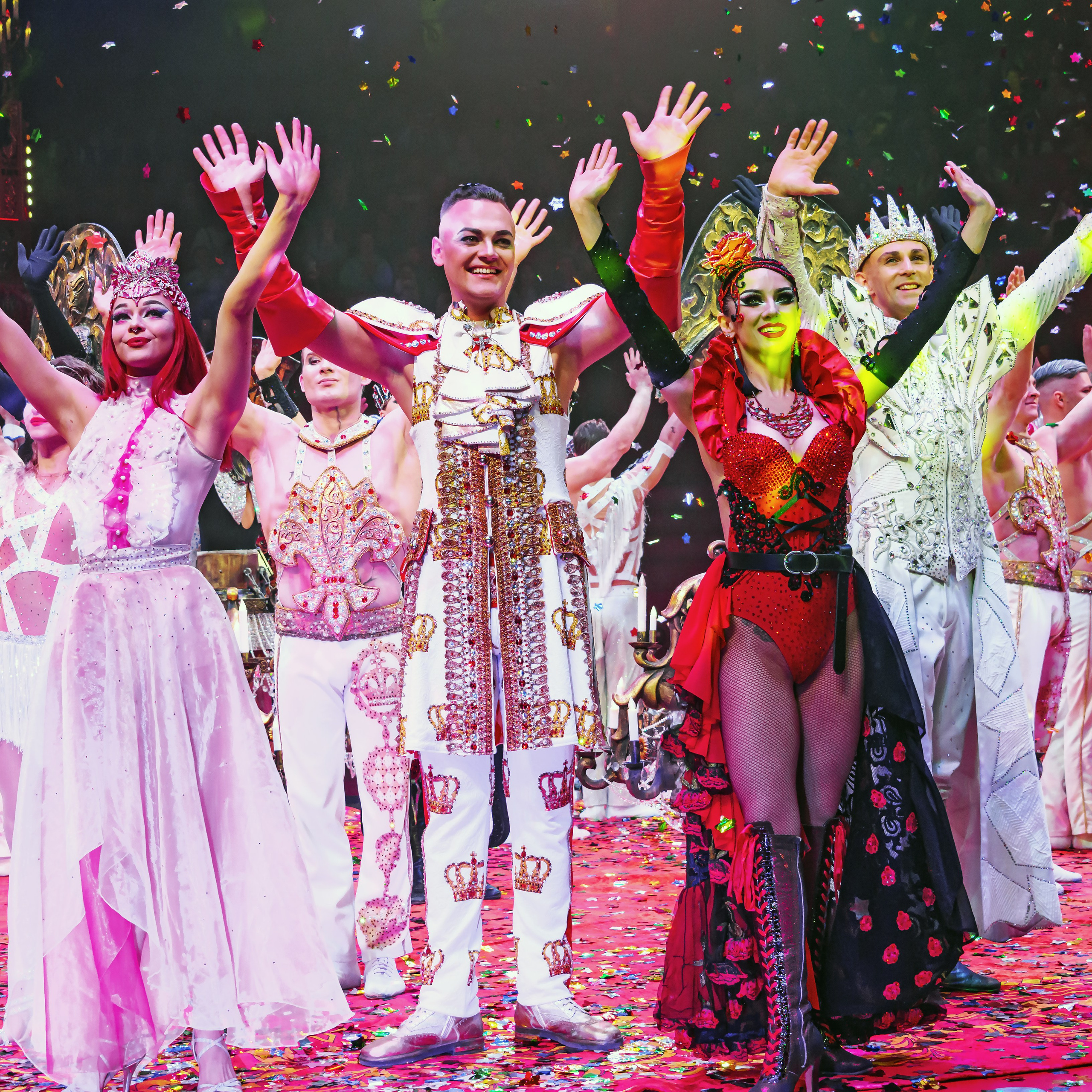 Вечное искусство удивлять: Королевский цирк Гии Эрадзе 👑 Роскошь здесь в каждой детали 💫✨⭐. Фотограф Андрей Пухов (Jazz)