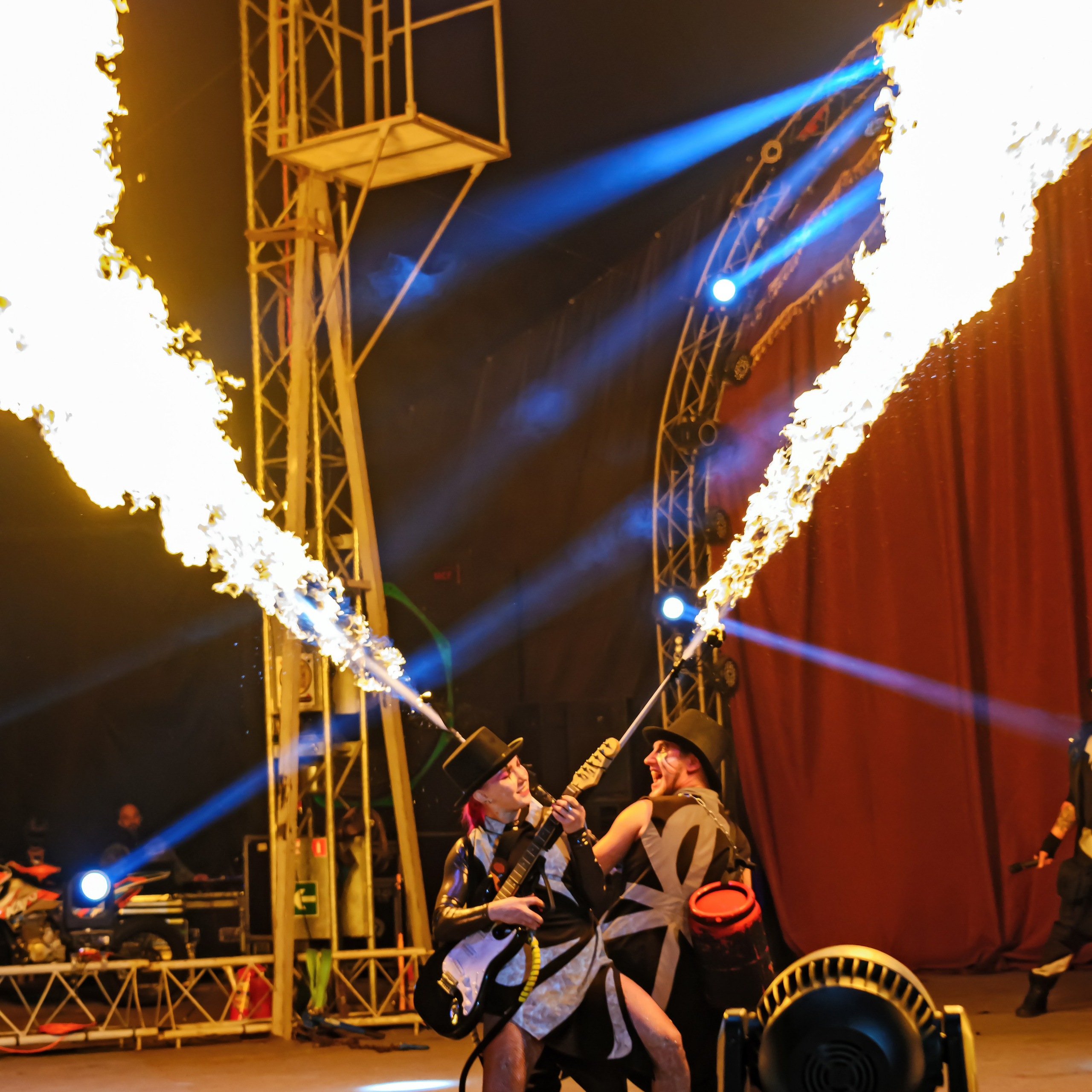 Шоу Демидовых. Цирковой фотограф Андрей Пухов (Jazz)