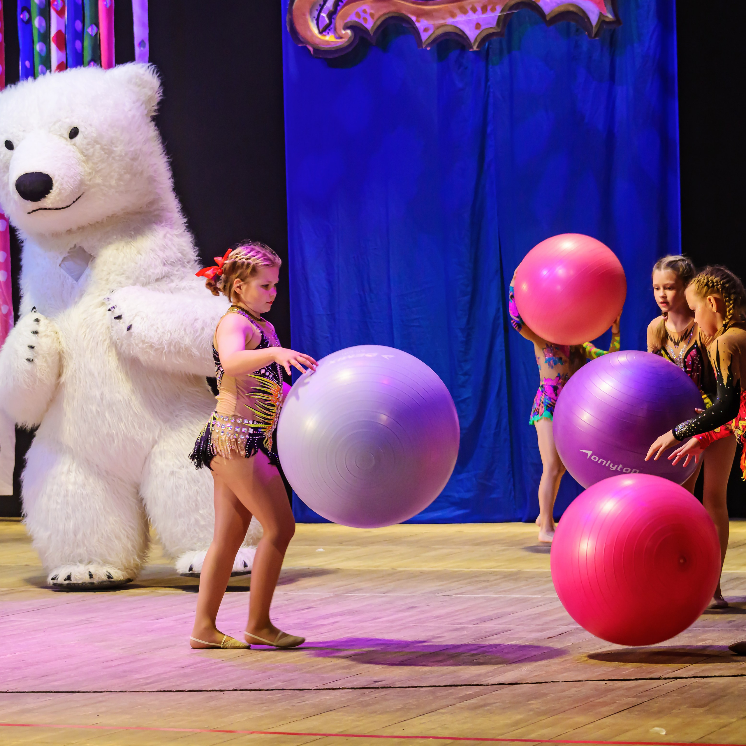 Народный коллектив, цирк «Юность» ДК ГАЗ, г. Нижний Новгород 👏. Фотограф Андрей Пухов (Jazz)