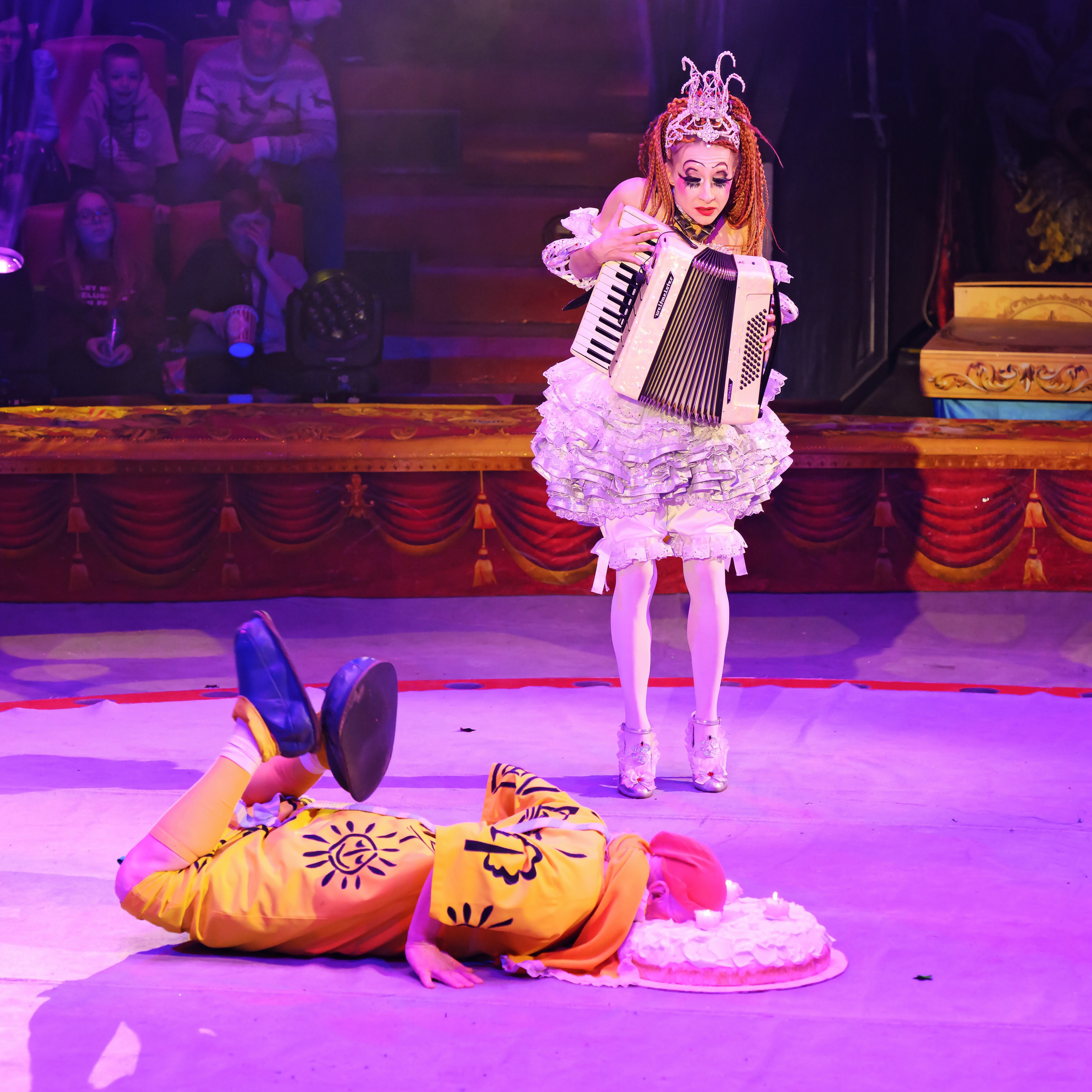 ГРАНДИОЗНОЕ ЦИРКОВОЕ ШОУ ЗАСЛУЖЕННОГО АРТИСТА РОССИИ ГИИ ЭРАДЗЕ. Фотограф Андрей Пухов (Jazz)