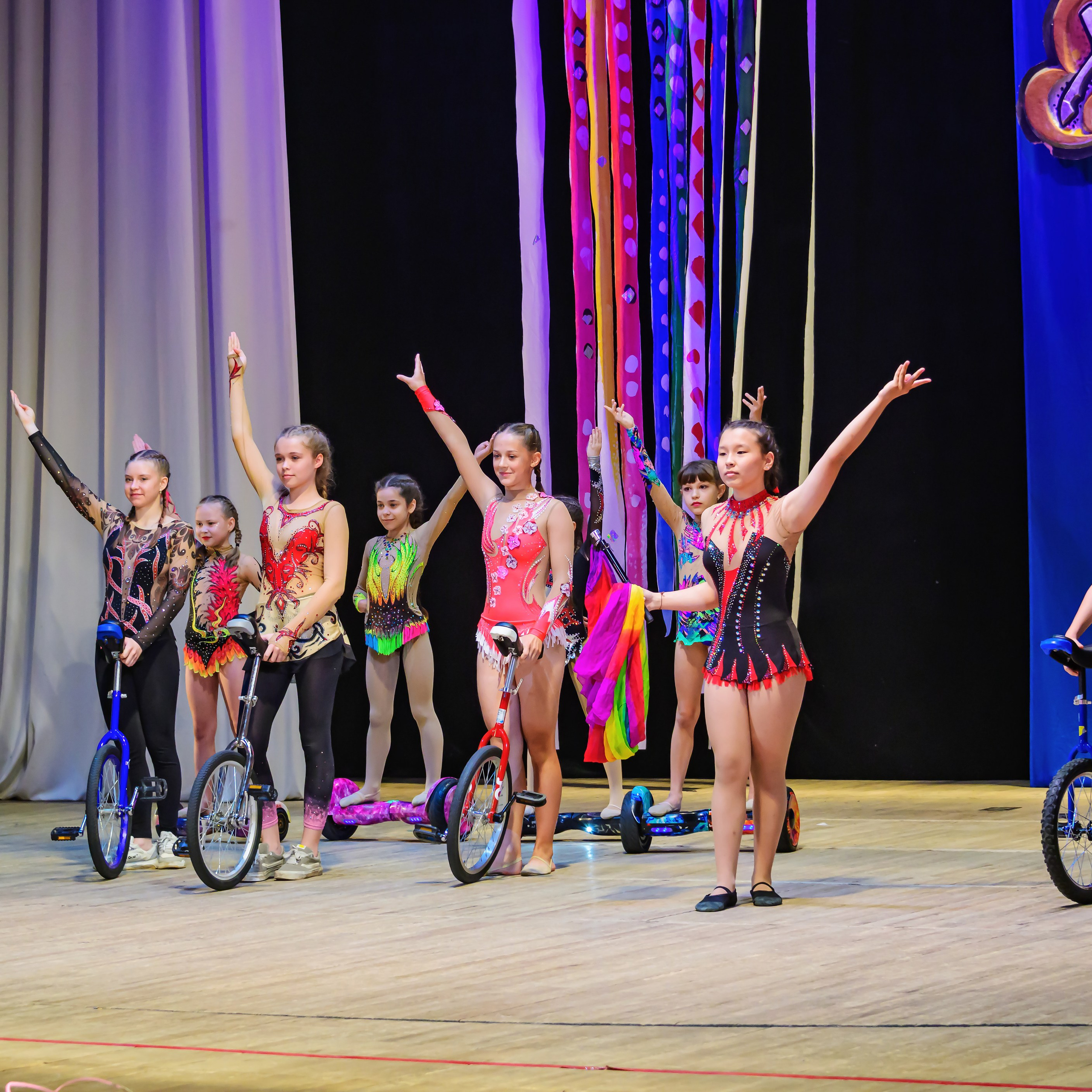 Народный коллектив, цирк «Юность» ДК ГАЗ, г. Нижний Новгород 👏. Фотограф Андрей Пухов (Jazz)