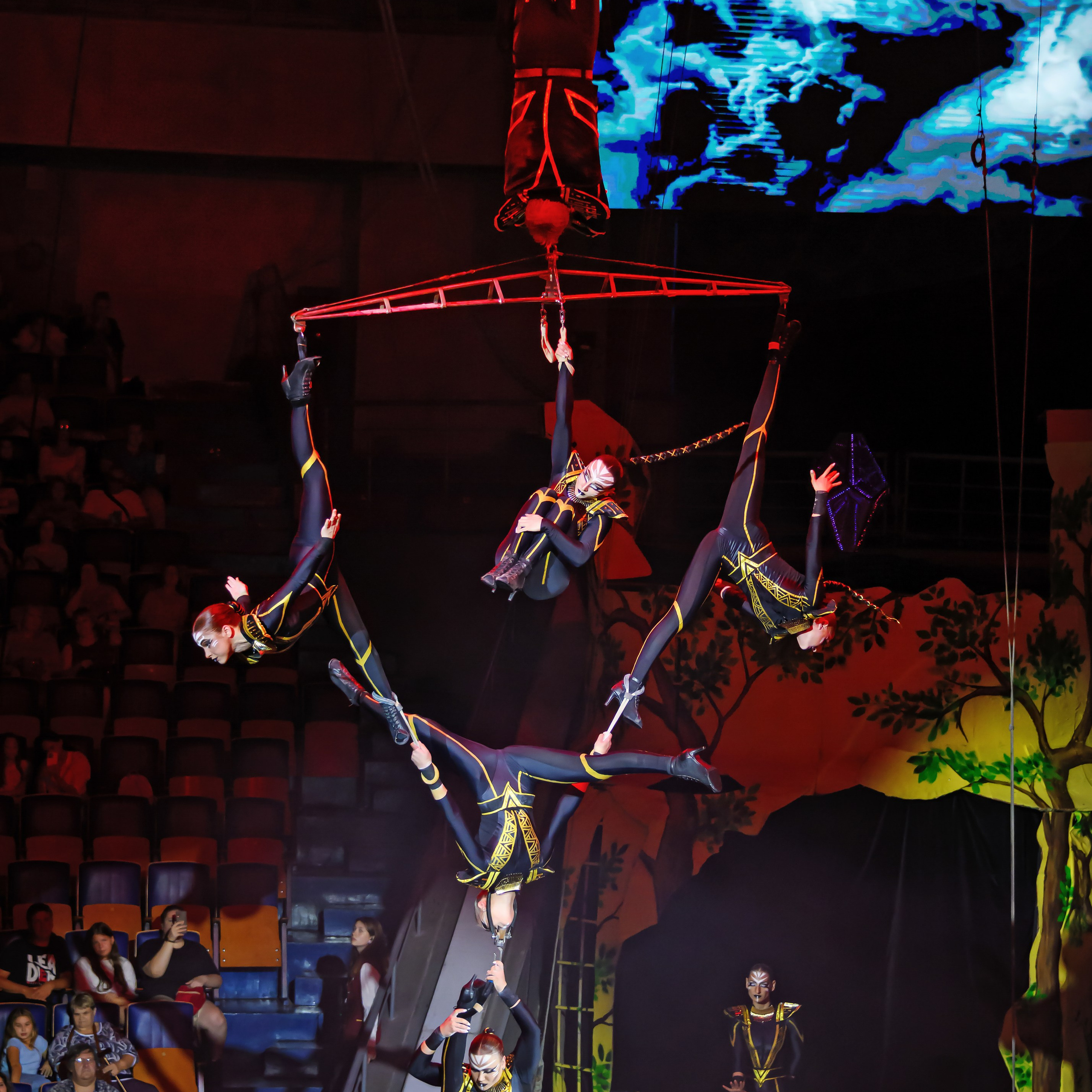 🎪 «Цирк на воде💦 🏰Царство фонтанов**»✨🌊🎭. Фотограф Андрей Пухов (Jazz)