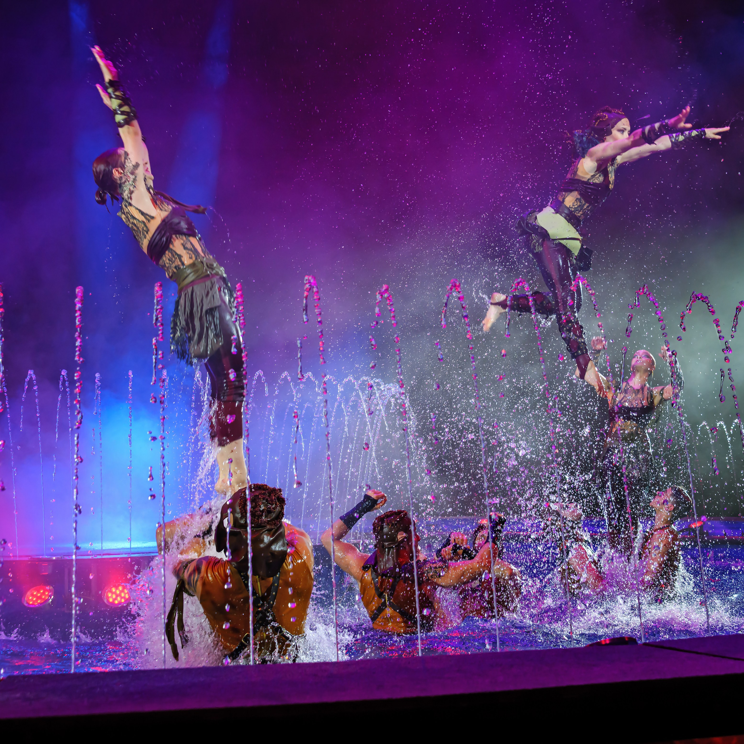 🎪 «Цирк на воде💦 🏰Царство фонтанов**»✨🌊🎭. Фотограф Андрей Пухов (Jazz)