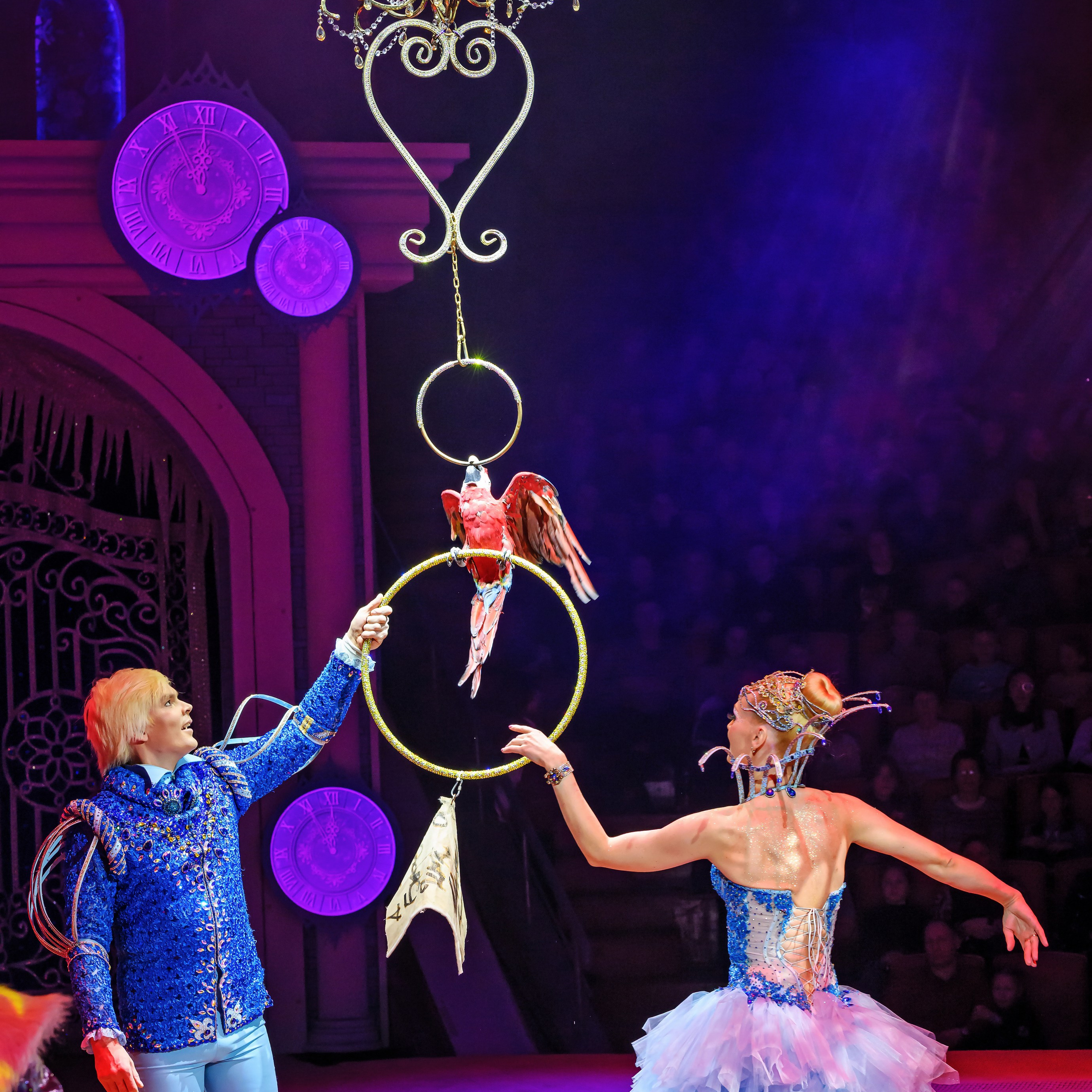 «13 месяцев. Шоу ледяных фонтанов»❄💙. Фотограф Андрей Пухов (Jazz)