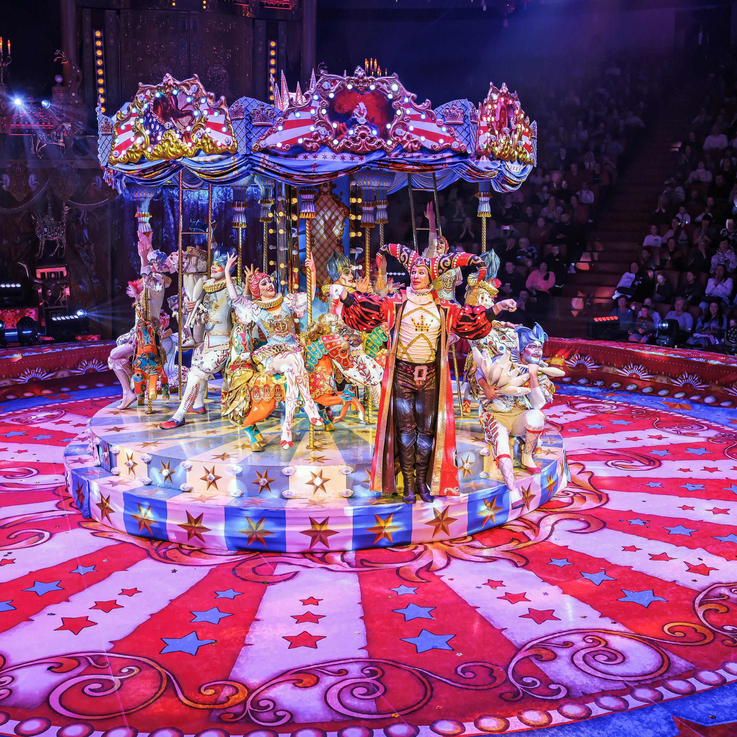 Шоу «Королевский цирк». Фотограф Андрей Пухов (Jazz)