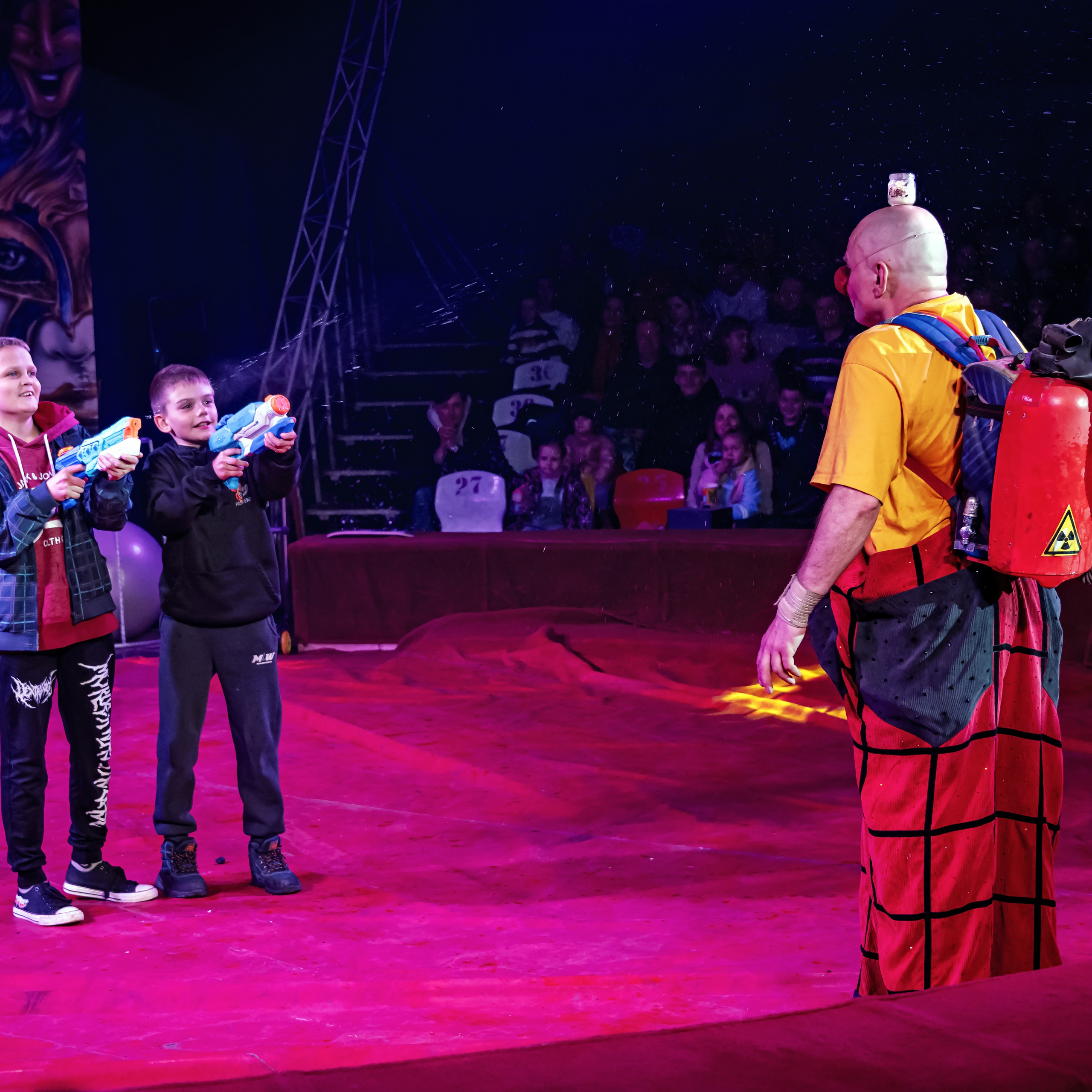 Международный цирк"HAPPY CIRCUS». Фотограф Андрей Пухов (Jazz)