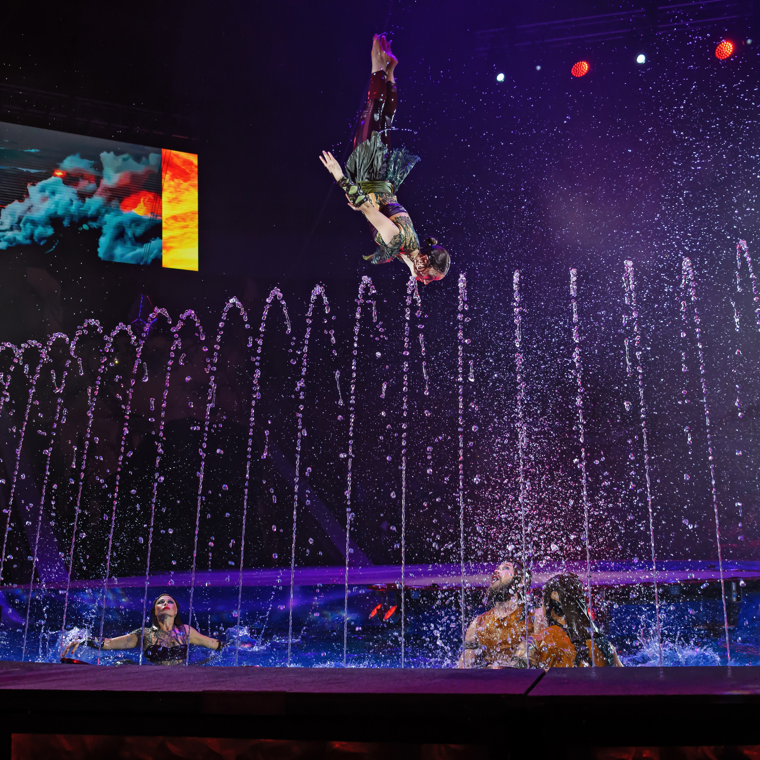 🎪 «Цирк на воде💦 🏰Царство фонтанов**»✨🌊🎭. Фотограф Андрей Пухов (Jazz)