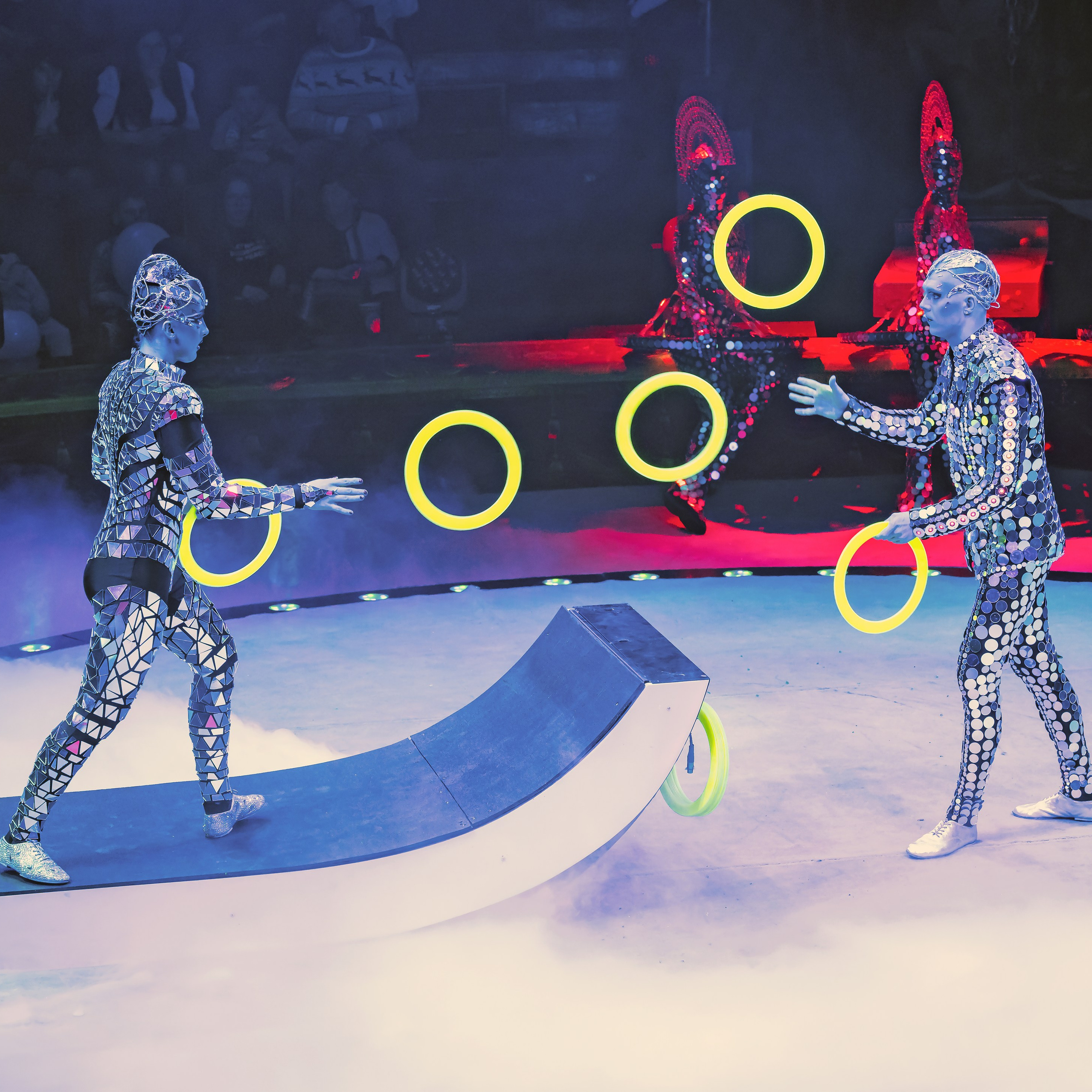 ГРАНДИОЗНОЕ ЦИРКОВОЕ ШОУ ЗАСЛУЖЕННОГО АРТИСТА РОССИИ ГИИ ЭРАДЗЕ. Фотограф Андрей Пухов (Jazz)