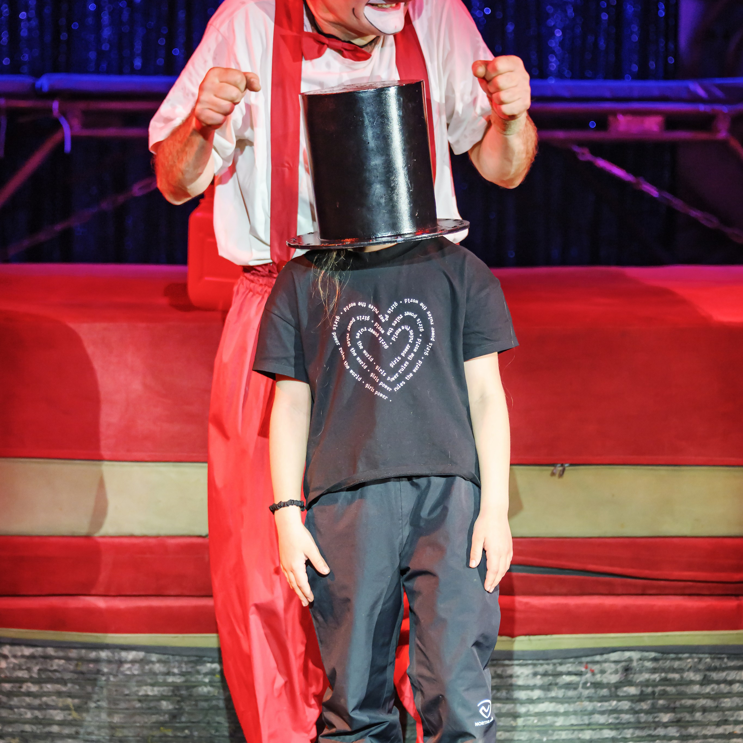 Международный цирк"HAPPY CIRCUS». Фотограф Андрей Пухов (Jazz)