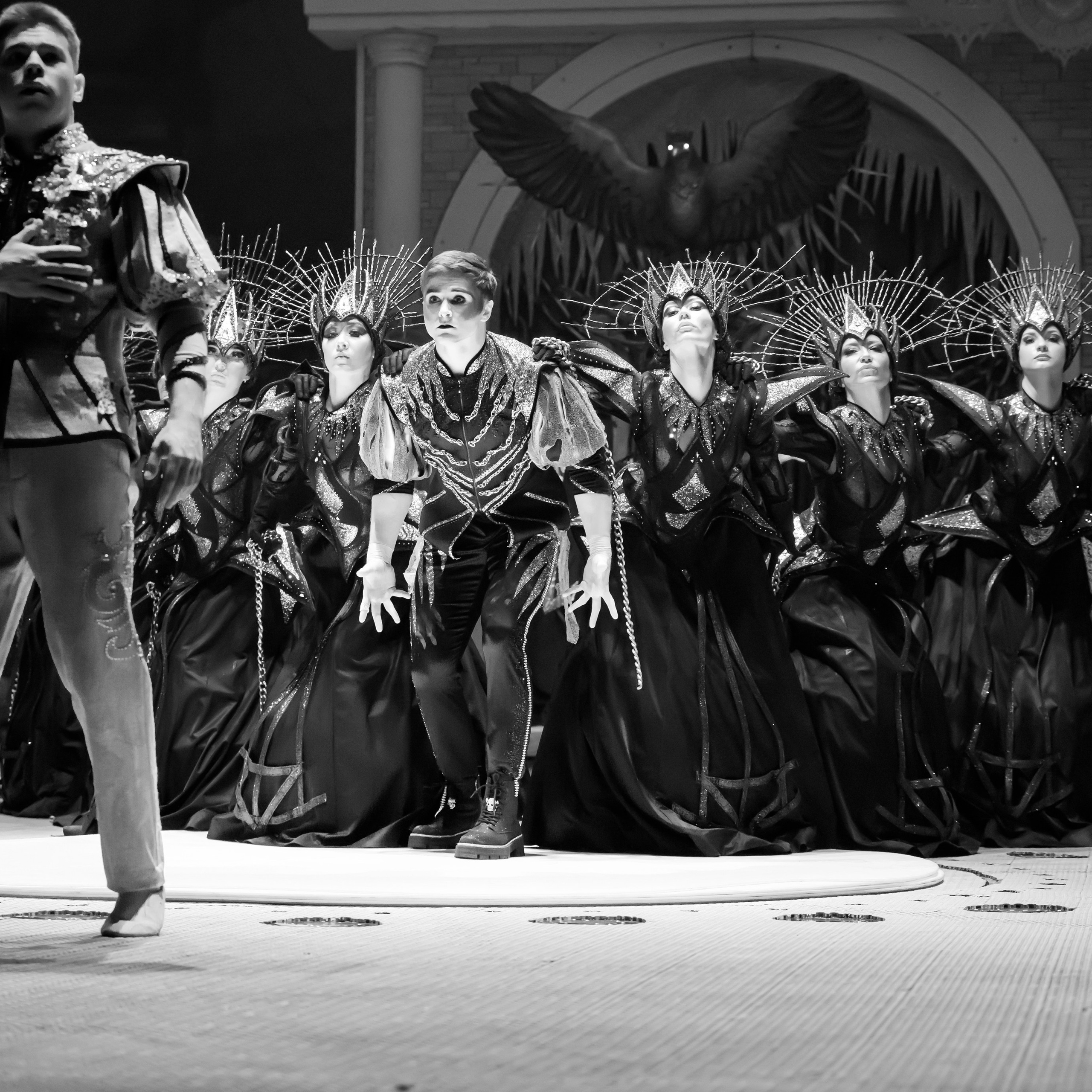 «13 месяцев. Шоу ледяных фонтанов»❄💙. Фотограф Андрей Пухов (Jazz)