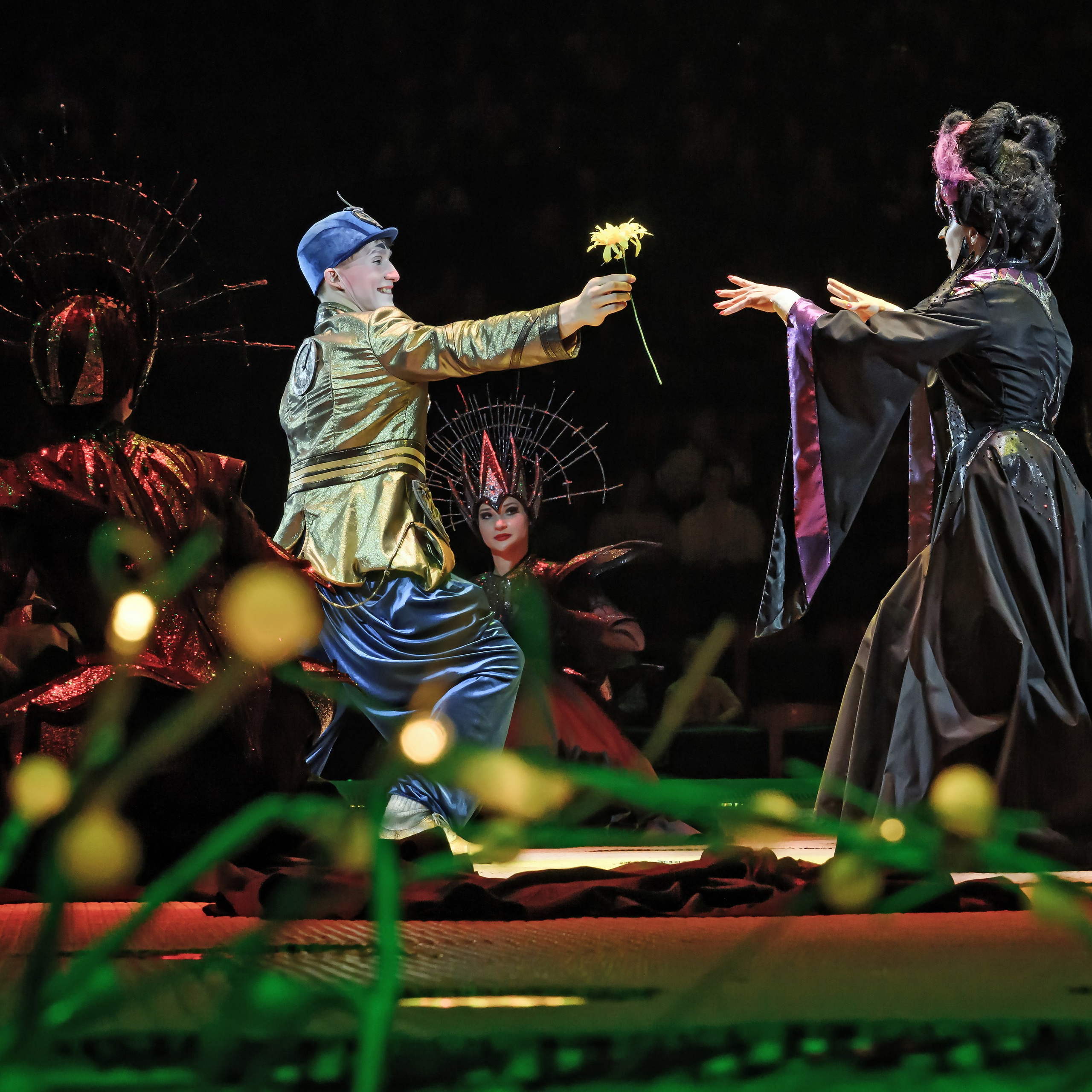 «13 месяцев. Шоу ледяных фонтанов»❄💙. Фотограф Андрей Пухов (Jazz)