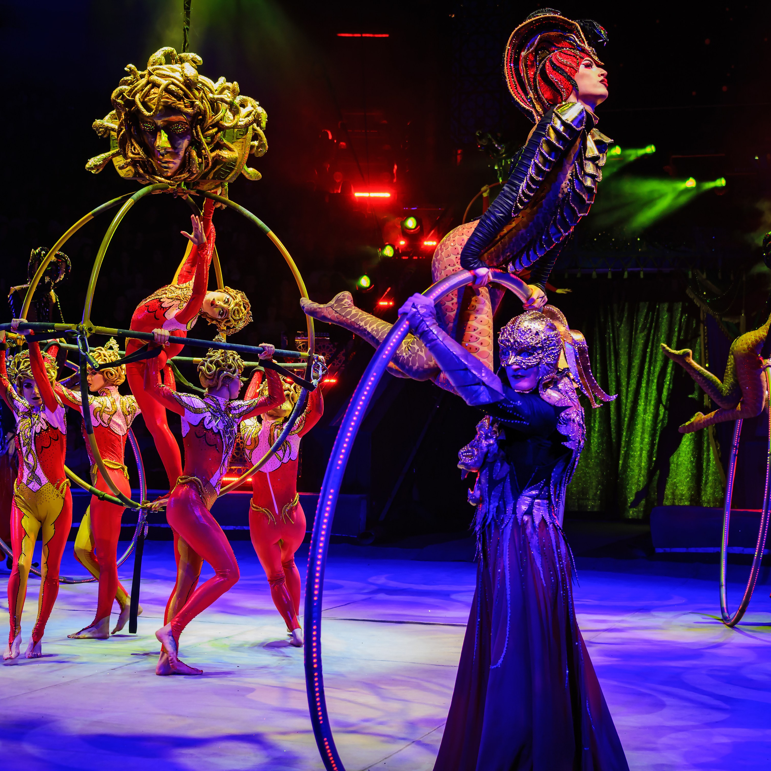 Песчаная сказка Гии Эрадзе — волшебное шоу 🎪, которое должен увидеть каждый, кто ценит красоту🌹, талант 🎭 и умение мечтать 💫. Цирковой фотограф Андрей Пухов (Jazz)