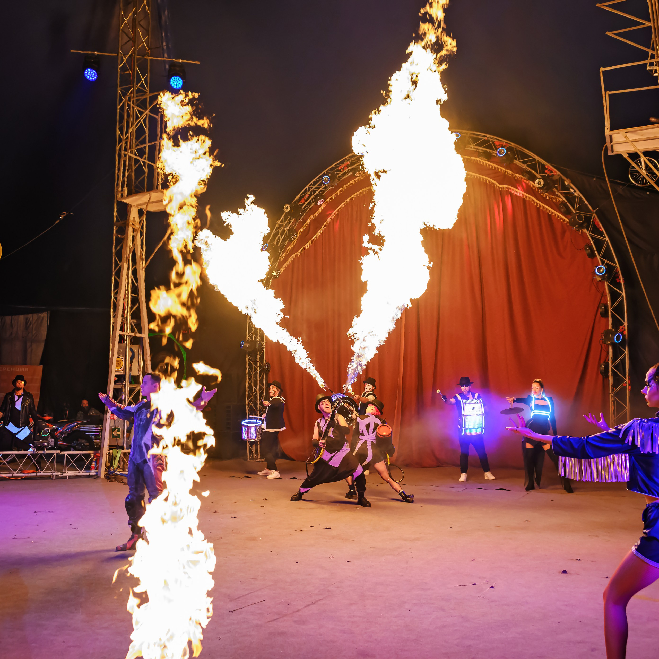 Шоу Демидовых. Цирковой фотограф Андрей Пухов (Jazz)