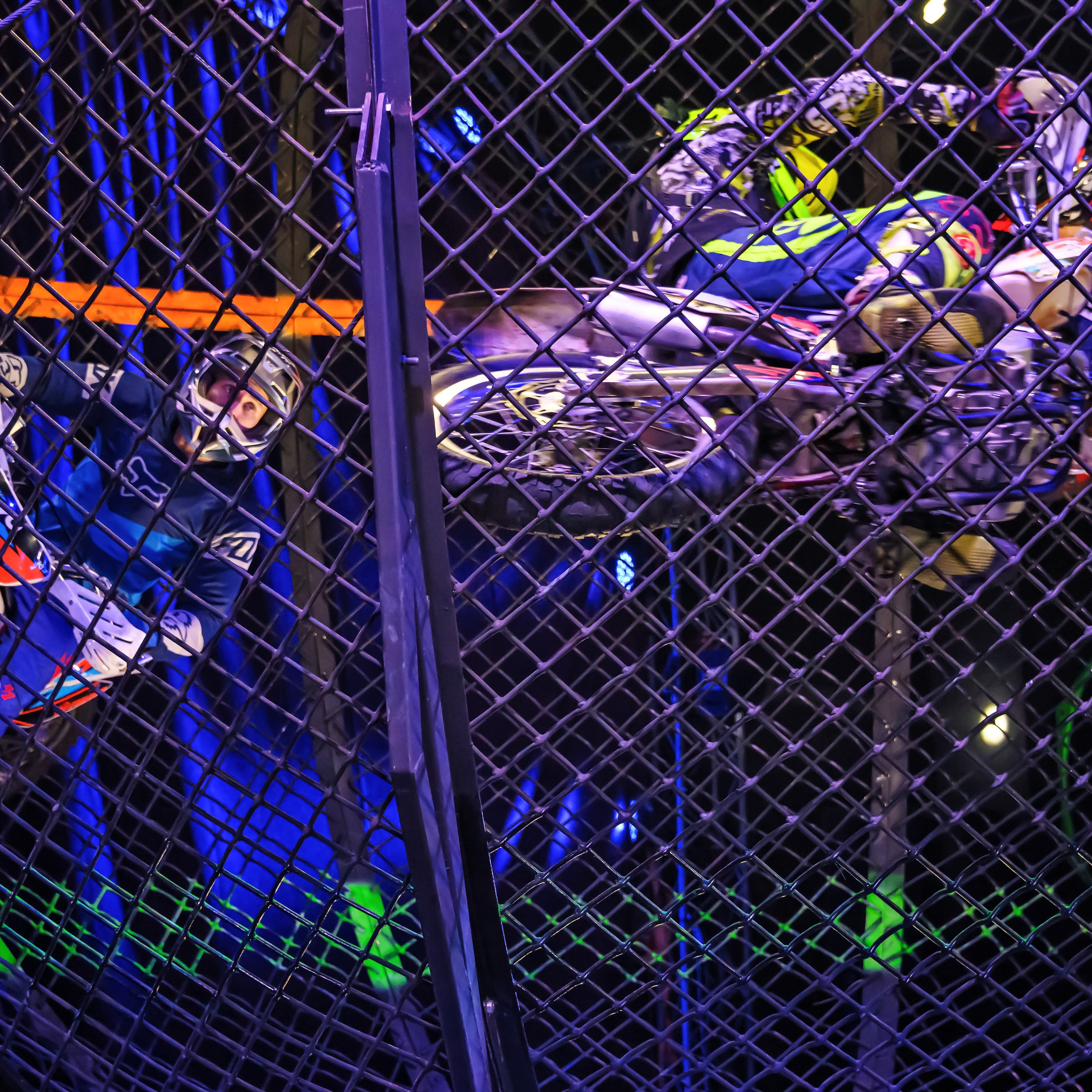 Шоу Демидовых. Цирковой фотограф Андрей Пухов (Jazz)