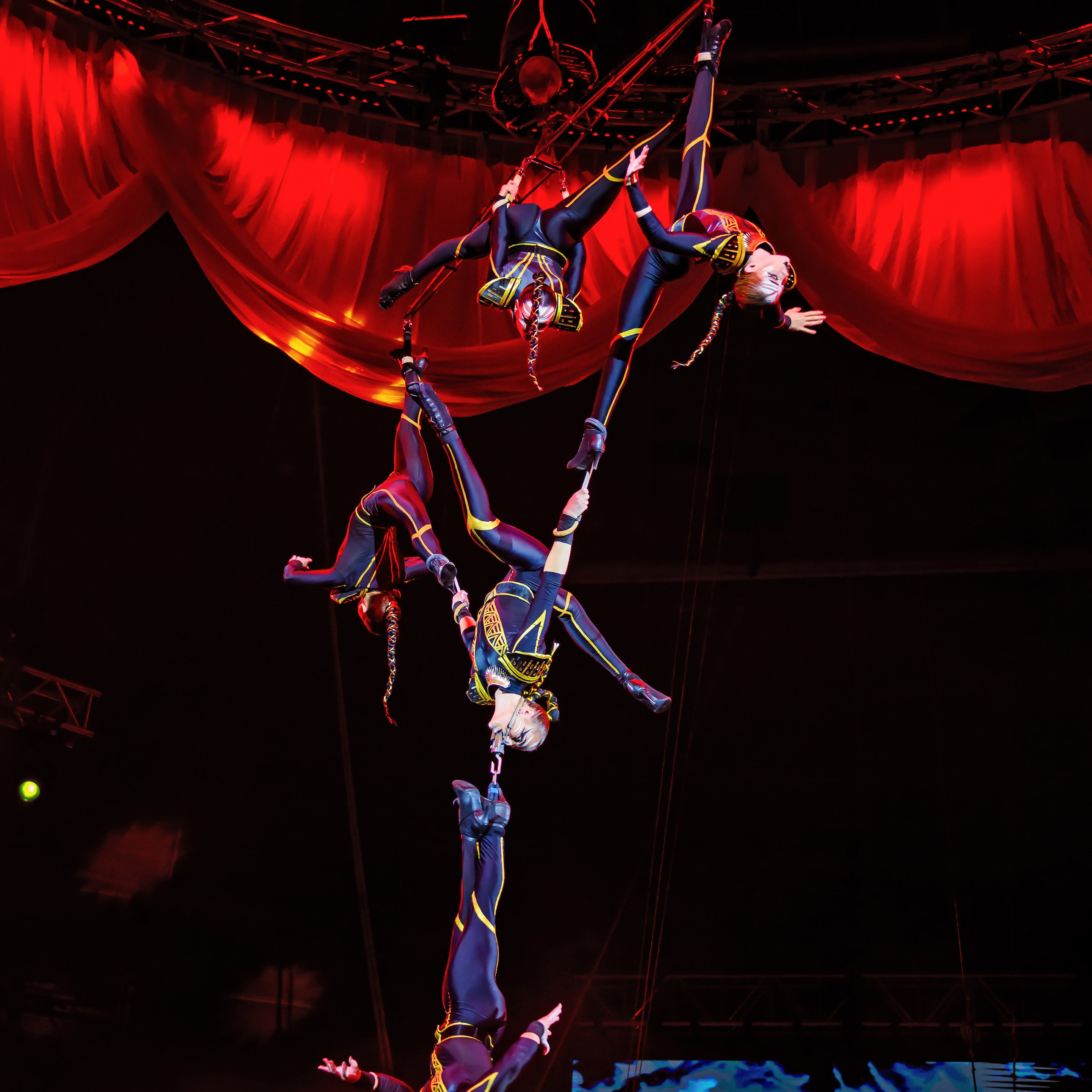 🎪 «Цирк на воде💦 🏰Царство фонтанов**»✨🌊🎭. Фотограф Андрей Пухов (Jazz)