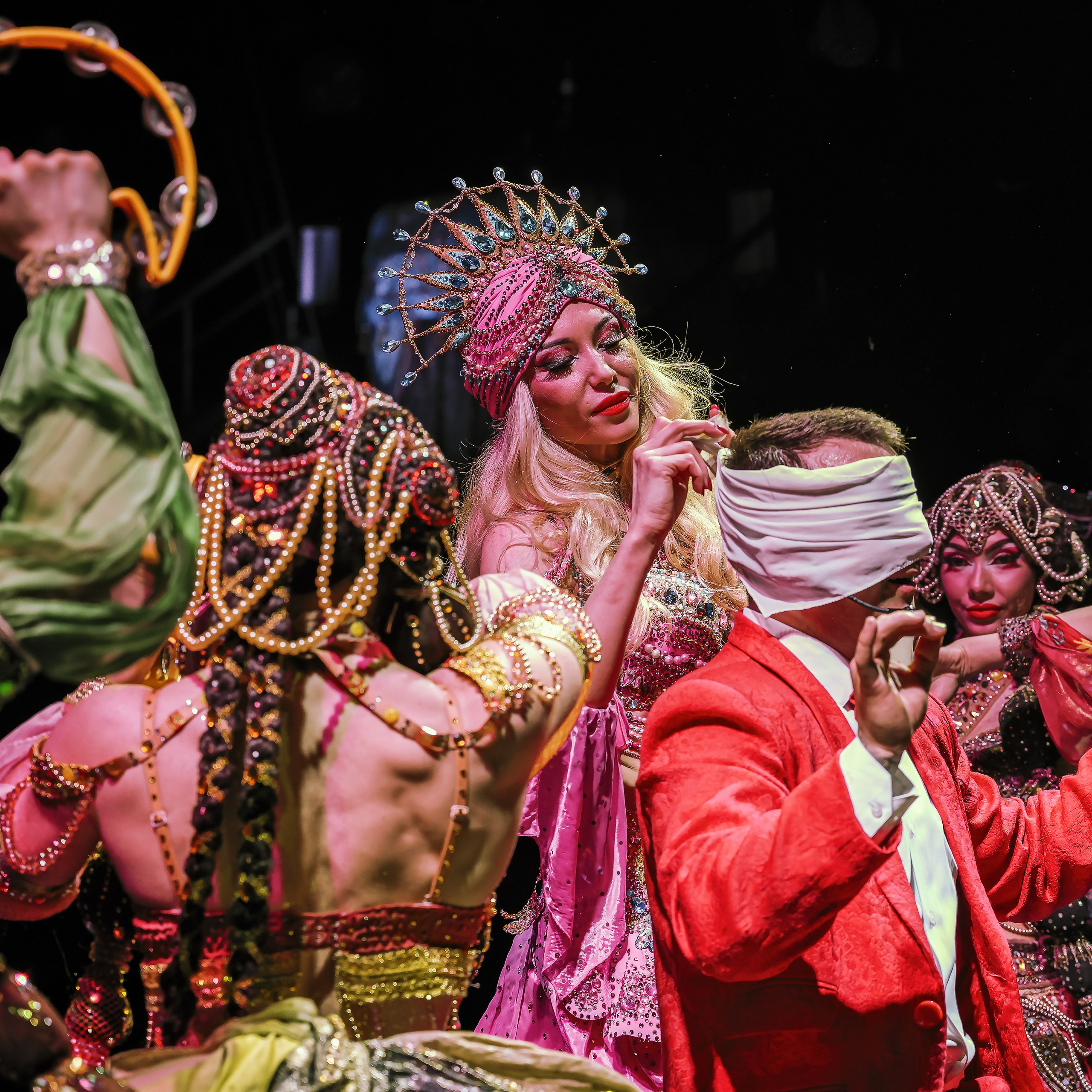 «С окончанием» шоу «Песчаная сказка» в Нижнем Новгороде. ✨🎪🐪. Цирковой фотограф Андрей Пухов (Jazz)