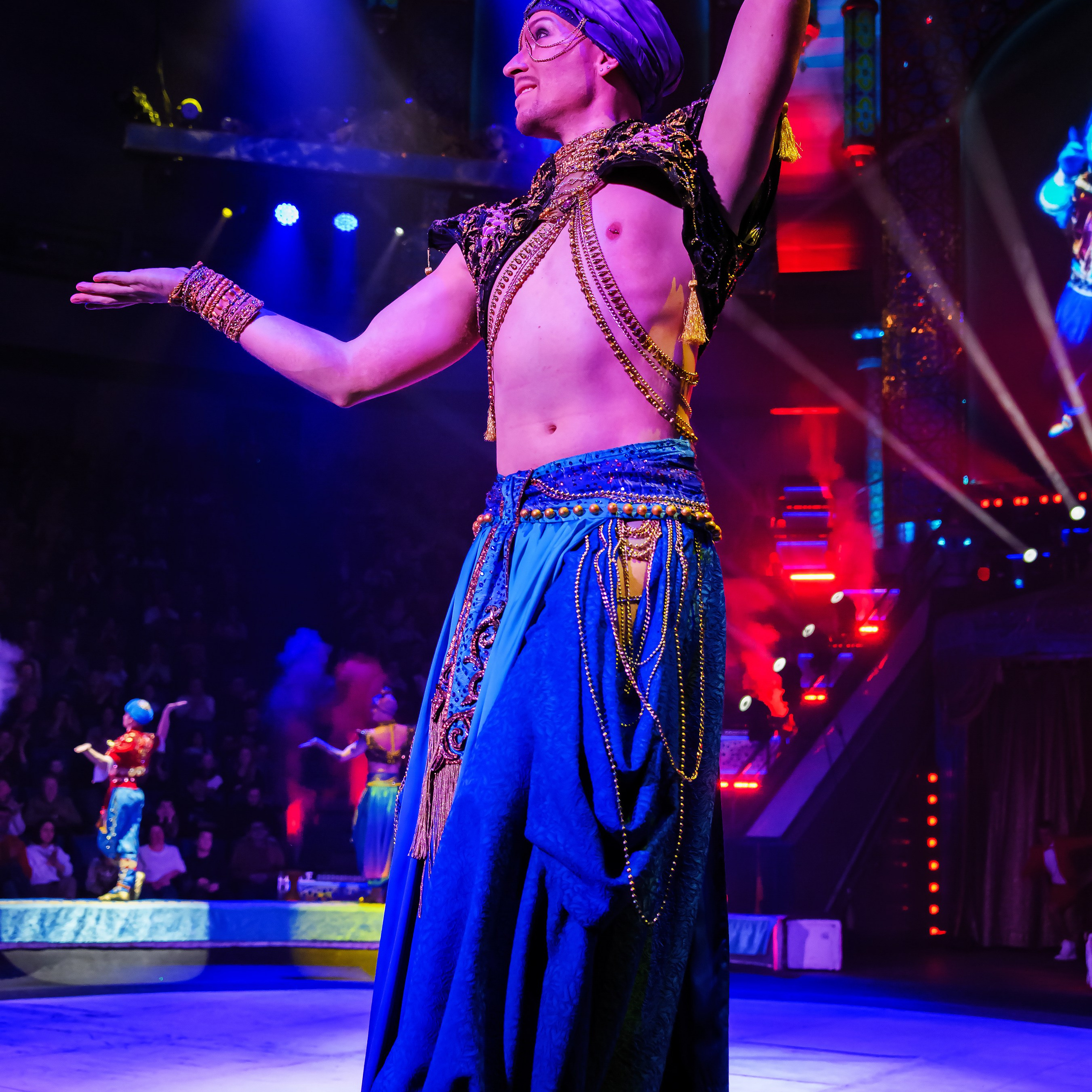 Песчаная сказка Гии Эрадзе — волшебное шоу 🎪, которое должен увидеть каждый, кто ценит красоту🌹, талант 🎭 и умение мечтать 💫. Цирковой фотограф Андрей Пухов (Jazz)