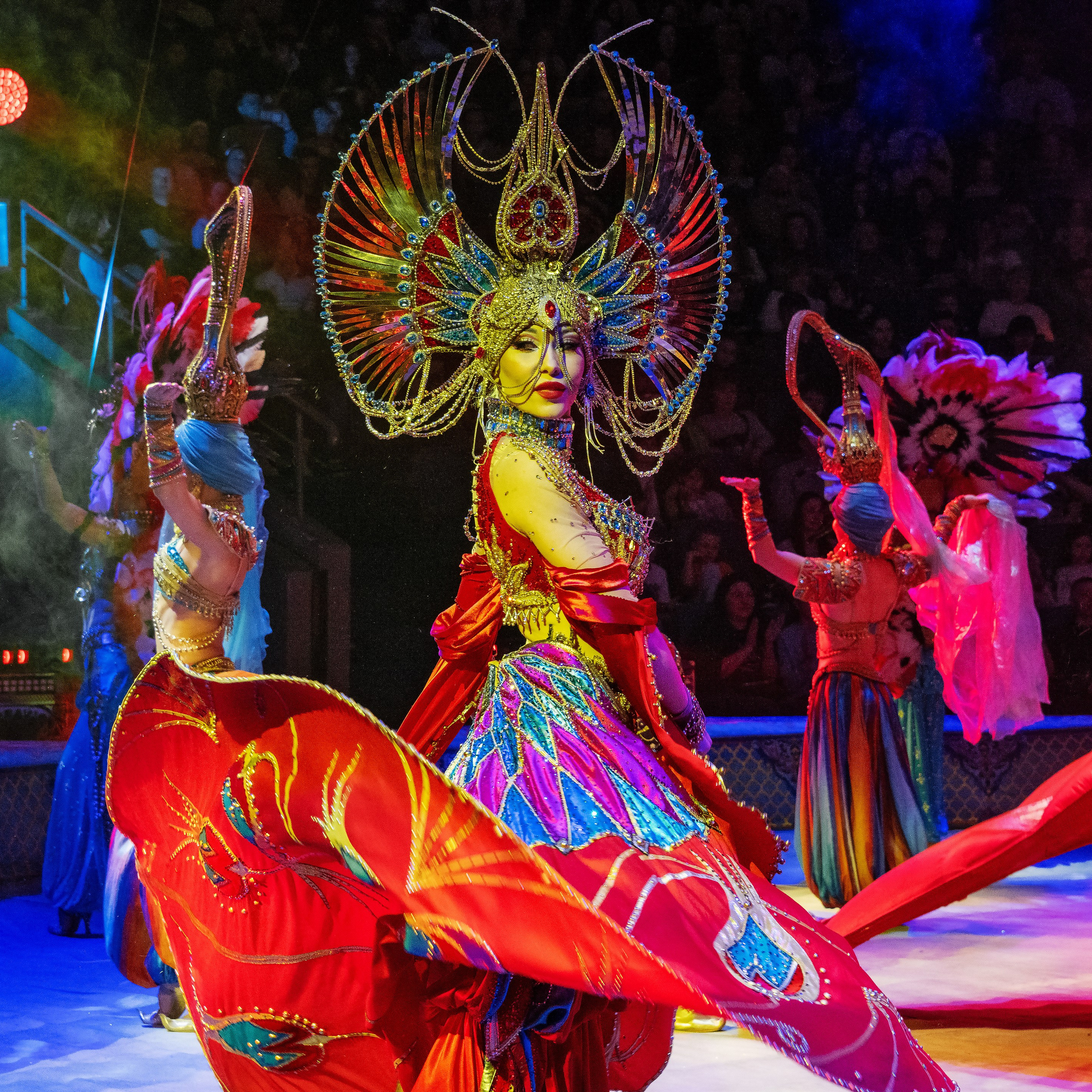 Песчаная сказка Гии Эрадзе — волшебное шоу 🎪, которое должен увидеть каждый, кто ценит красоту🌹, талант 🎭 и умение мечтать 💫. Цирковой фотограф Андрей Пухов (Jazz)