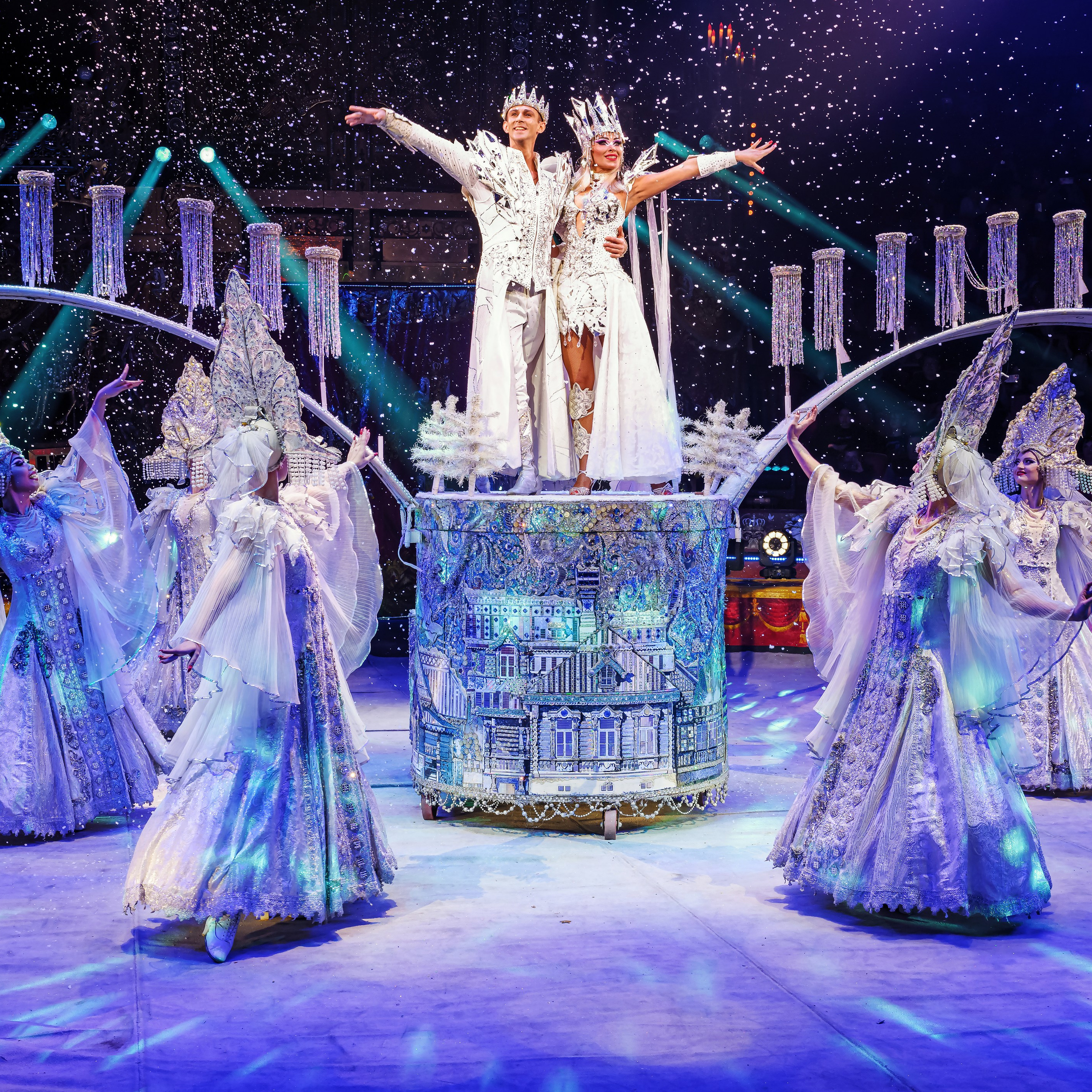 Шоу «Королевский цирк». Фотограф Андрей Пухов (Jazz)