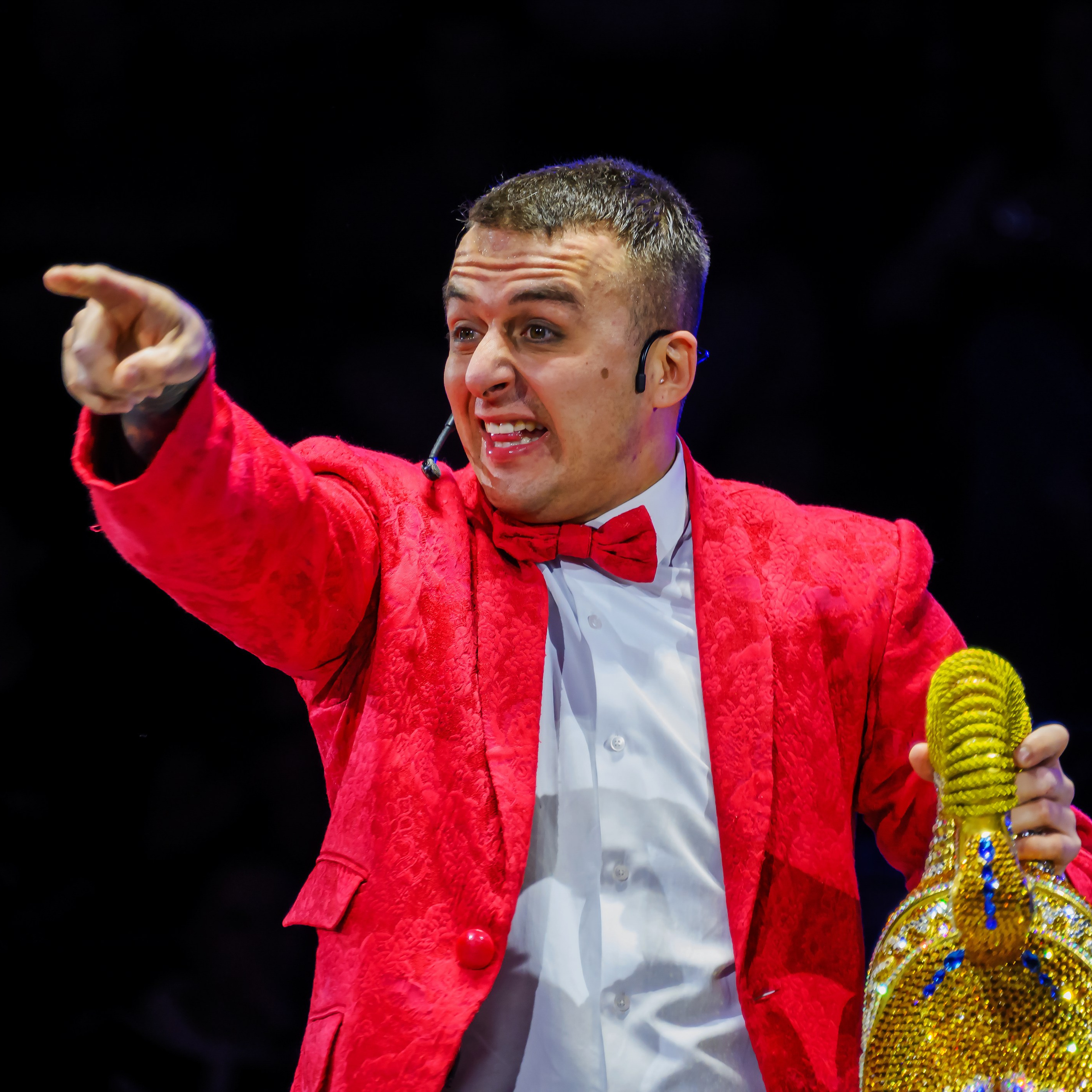 Песчаная сказка Гии Эрадзе — волшебное шоу 🎪, которое должен увидеть каждый, кто ценит красоту🌹, талант 🎭 и умение мечтать 💫. Цирковой фотограф Андрей Пухов (Jazz)