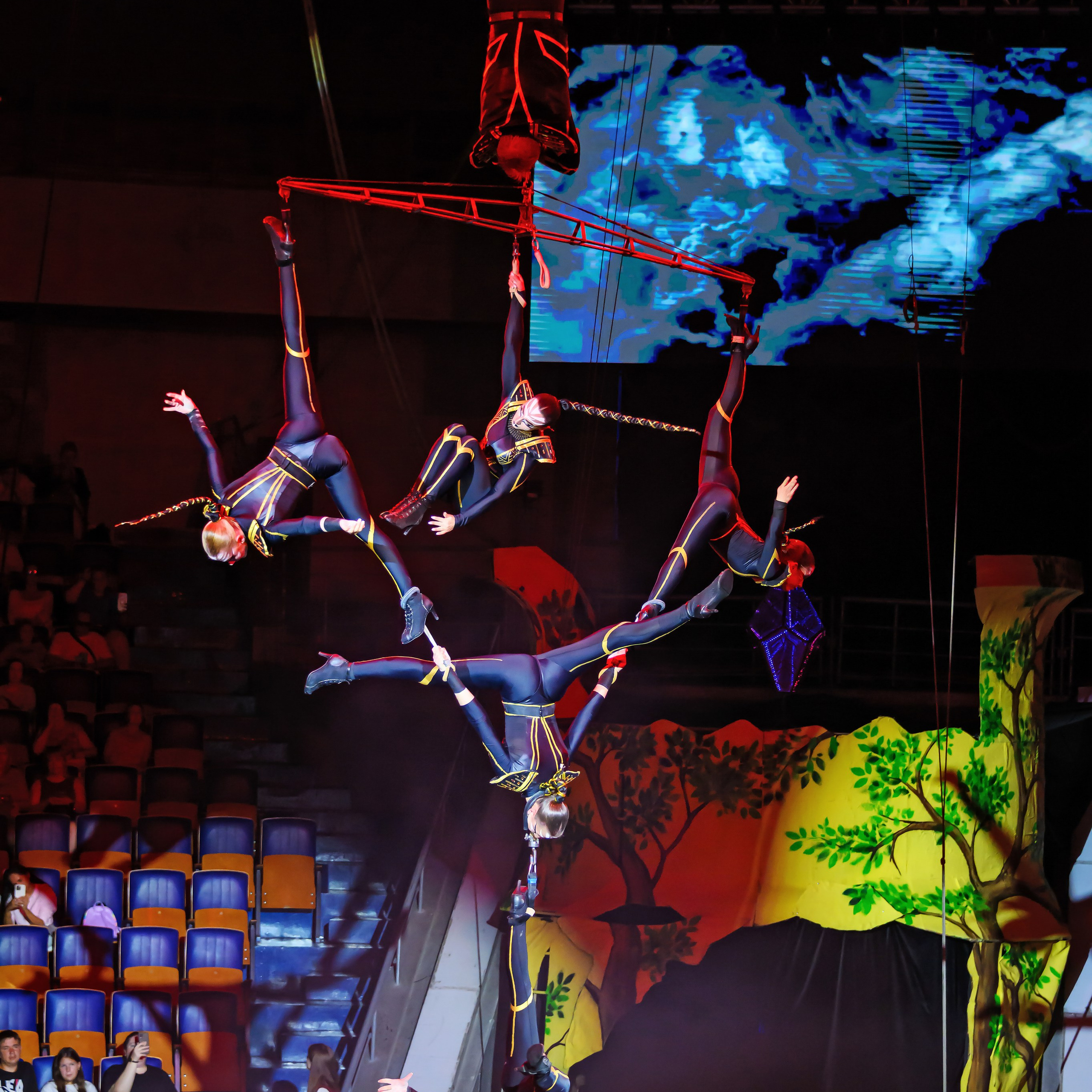 🎪 «Цирк на воде💦 🏰Царство фонтанов**»✨🌊🎭. Фотограф Андрей Пухов (Jazz)