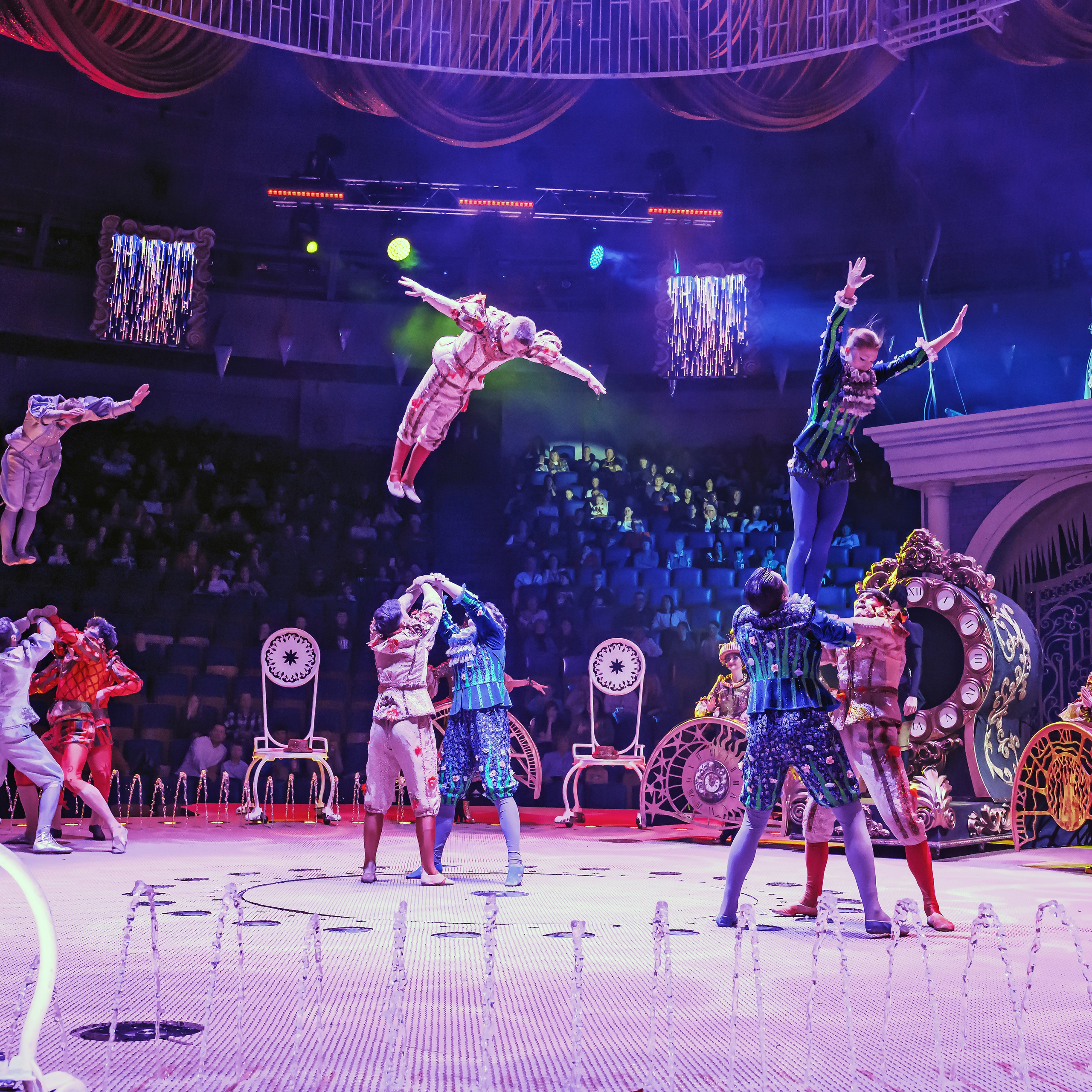 «13 месяцев. Шоу ледяных фонтанов»❄💙. Фотограф Андрей Пухов (Jazz)