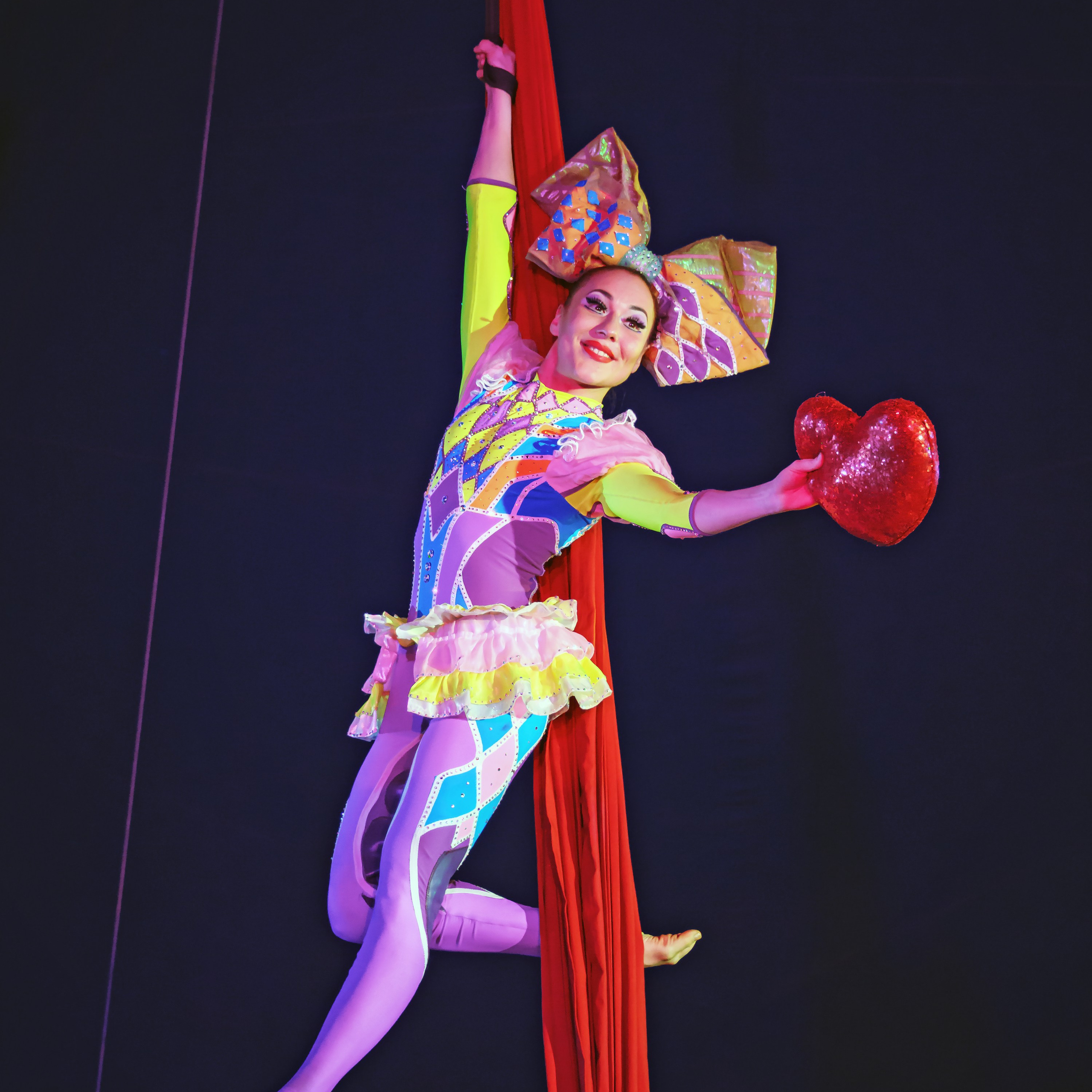 Международный цирк"HAPPY CIRCUS». Фотограф Андрей Пухов (Jazz)