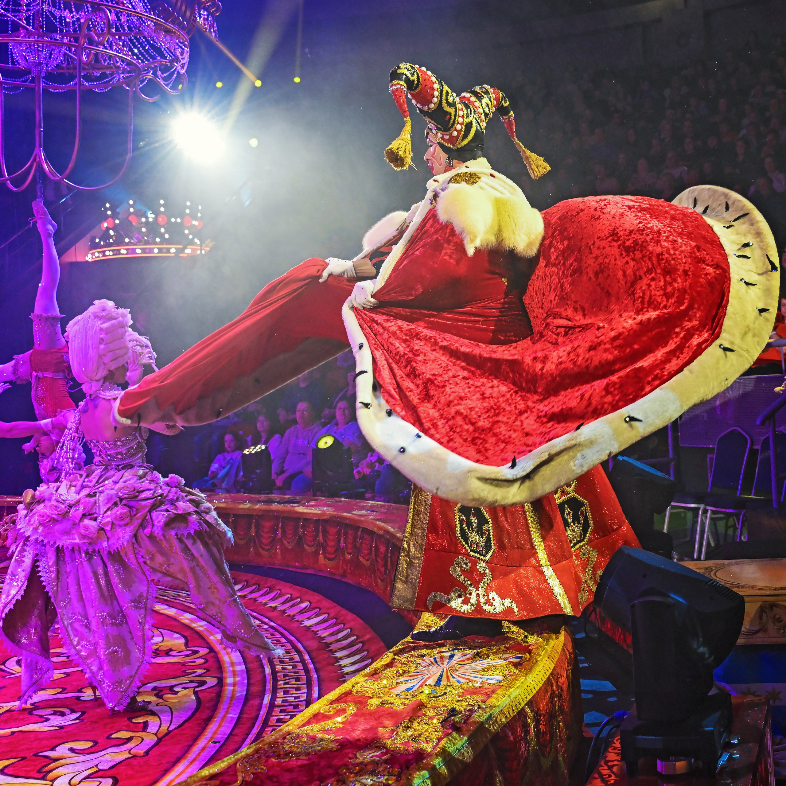 Вечное искусство удивлять: Королевский цирк Гии Эрадзе 👑 Роскошь здесь в каждой детали 💫✨⭐. Фотограф Андрей Пухов (Jazz)