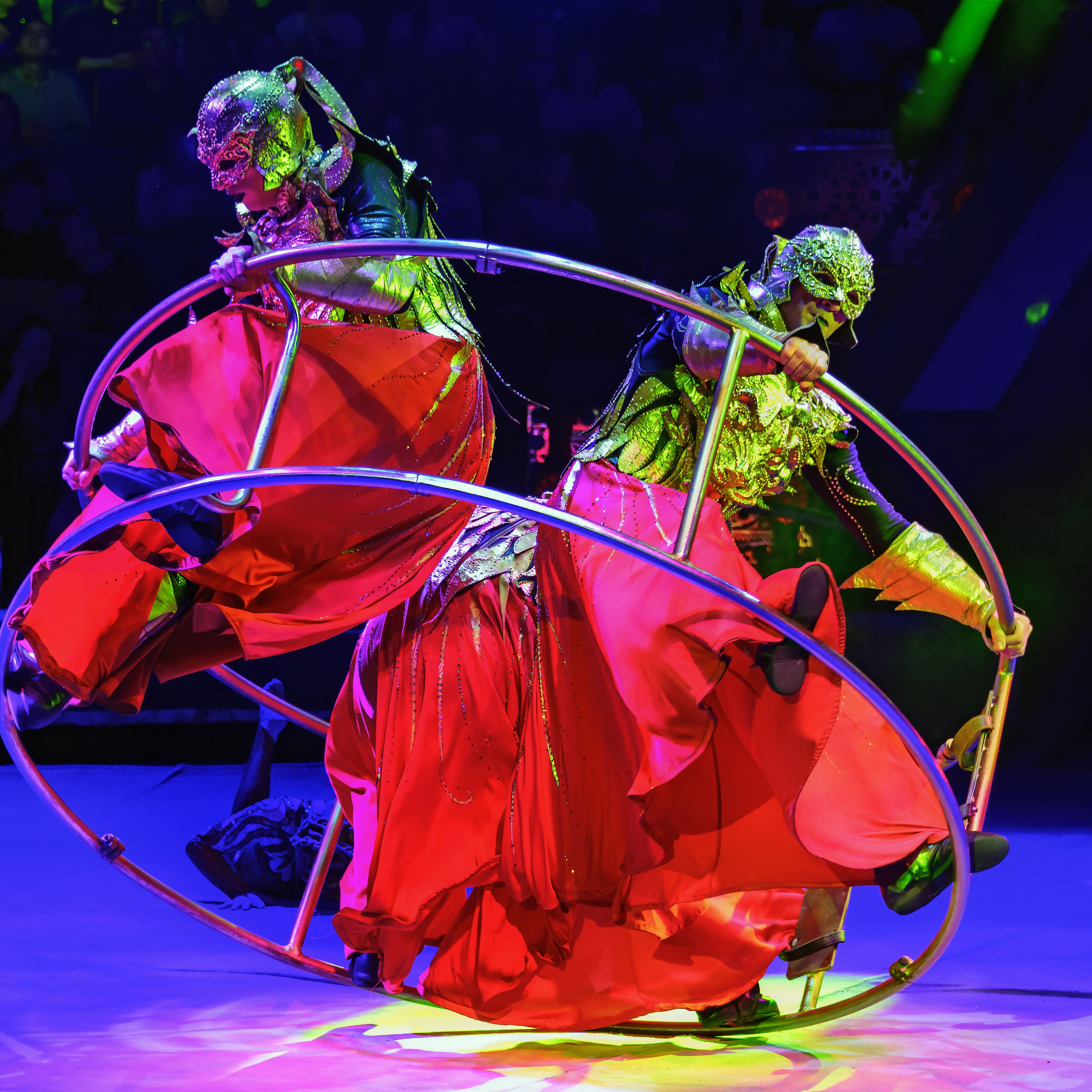 Песчаная сказка Гии Эрадзе — волшебное шоу 🎪, которое должен увидеть каждый, кто ценит красоту🌹, талант 🎭 и умение мечтать 💫. Цирковой фотограф Андрей Пухов (Jazz)