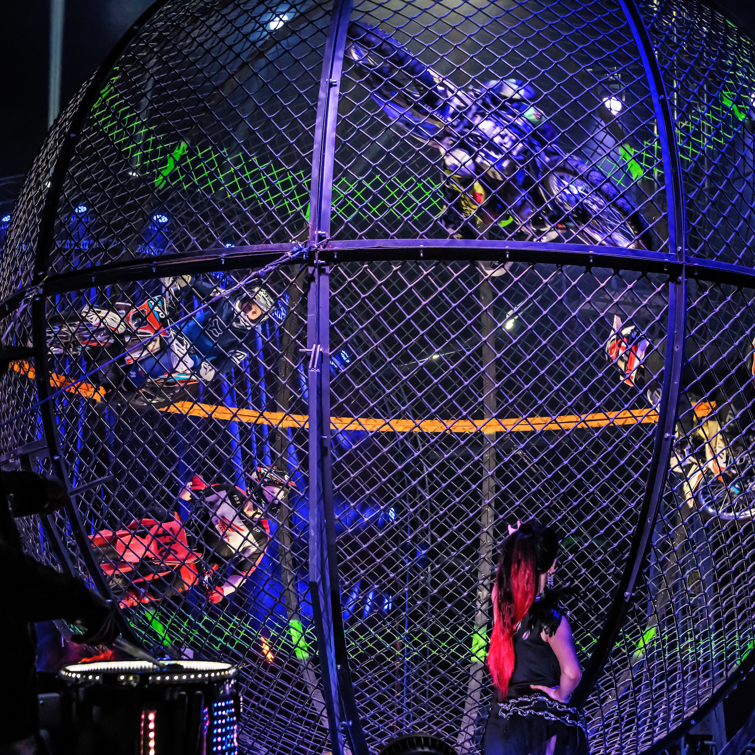 Шоу Демидовых. Цирковой фотограф Андрей Пухов (Jazz)