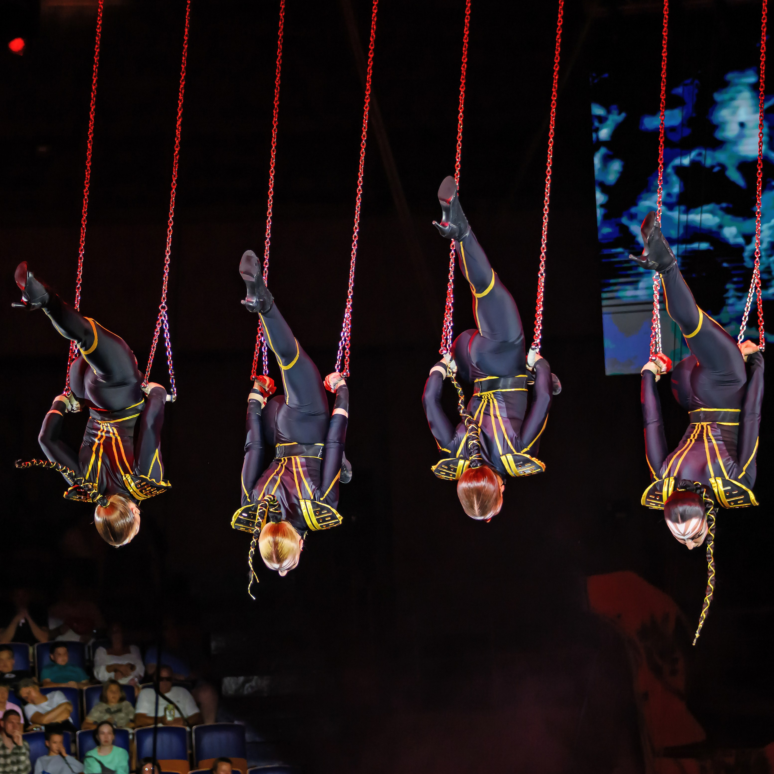 🎪 «Цирк на воде💦 🏰Царство фонтанов**»✨🌊🎭. Фотограф Андрей Пухов (Jazz)