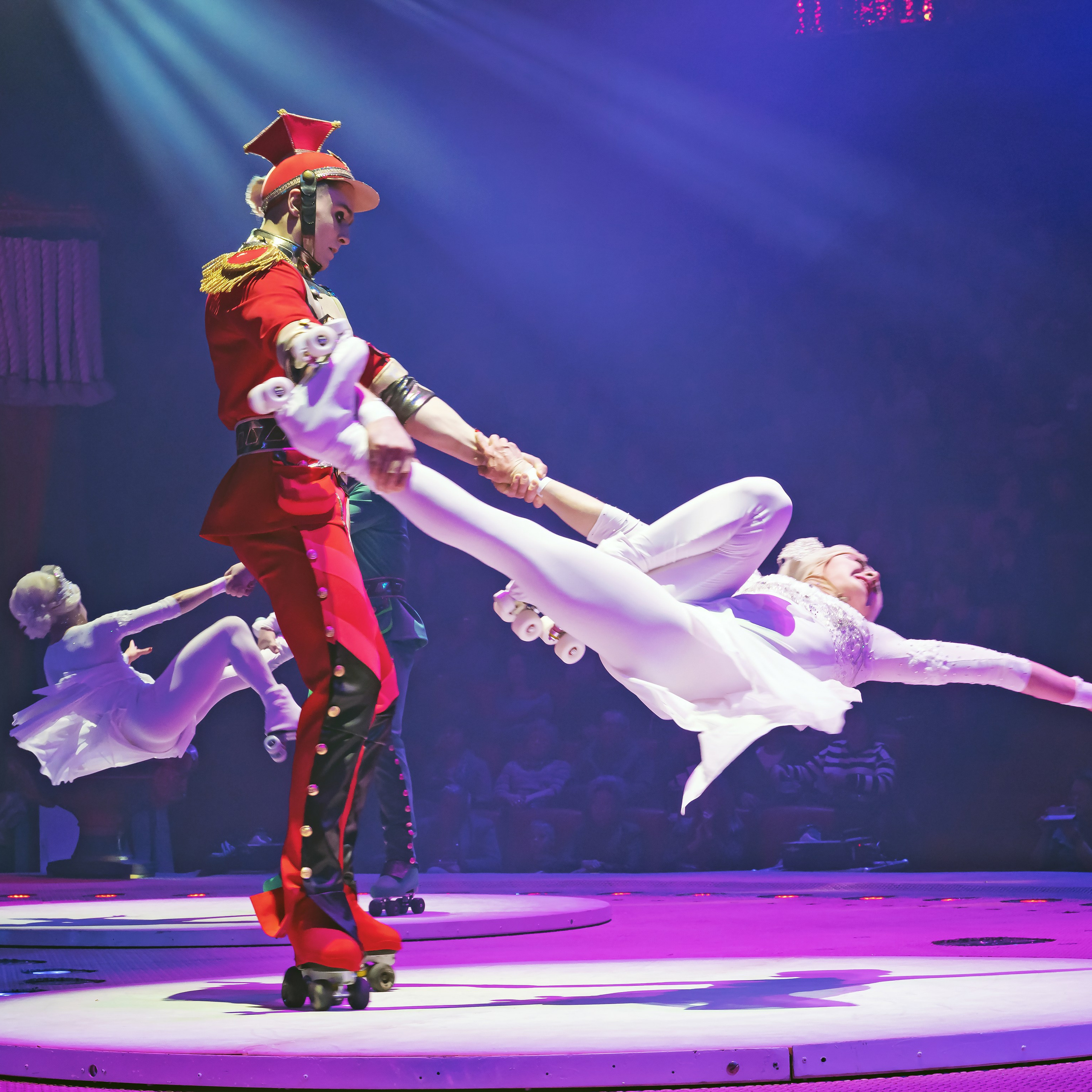 Шоу фонтанов «Принц цирка» 🎪 09.11.2024. Фотограф Андрей Пухов (Jazz)