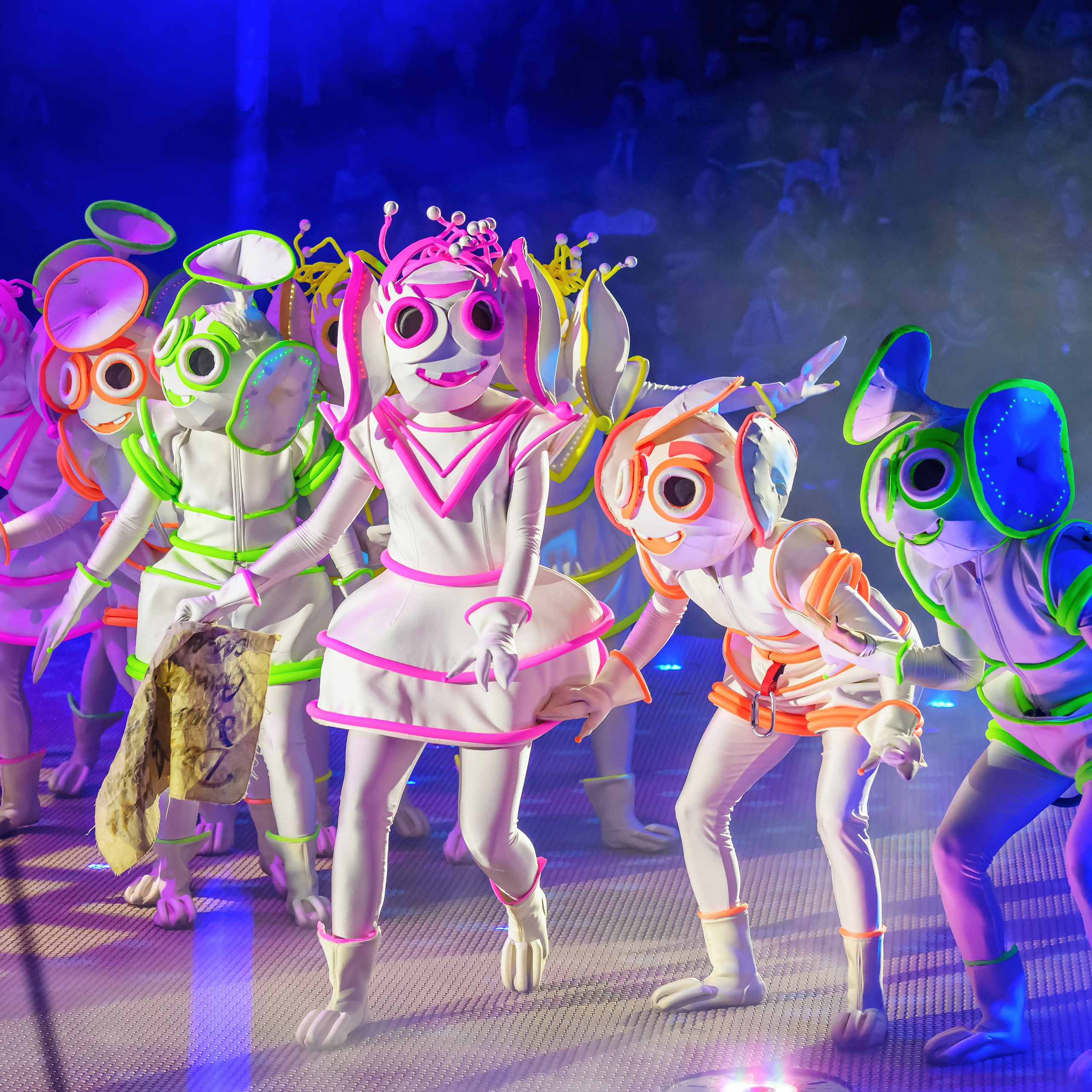 «13 месяцев. Шоу ледяных фонтанов»❄💙. Фотограф Андрей Пухов (Jazz)