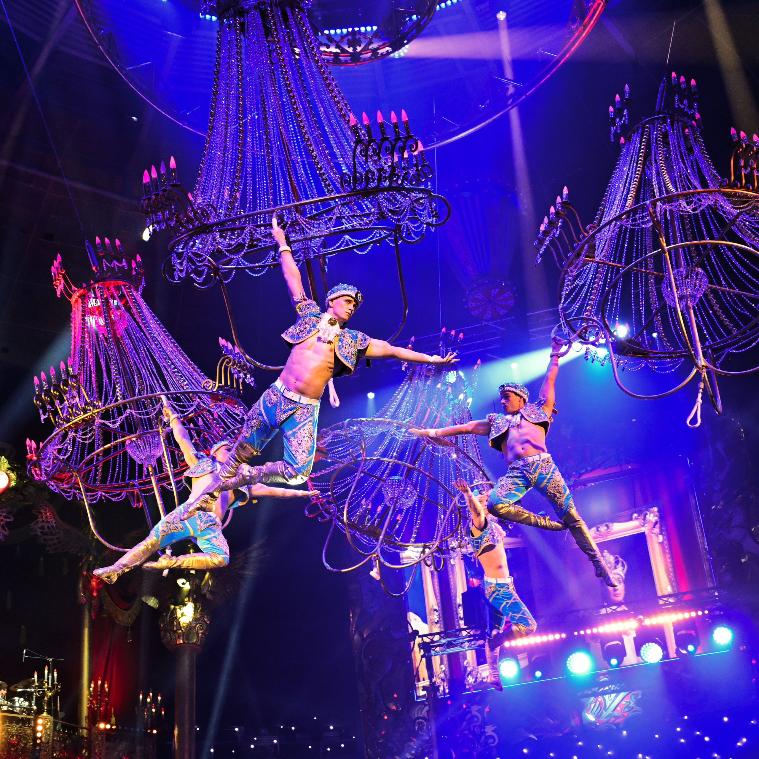 Шоу «Королевский цирк». Фотограф Андрей Пухов (Jazz)