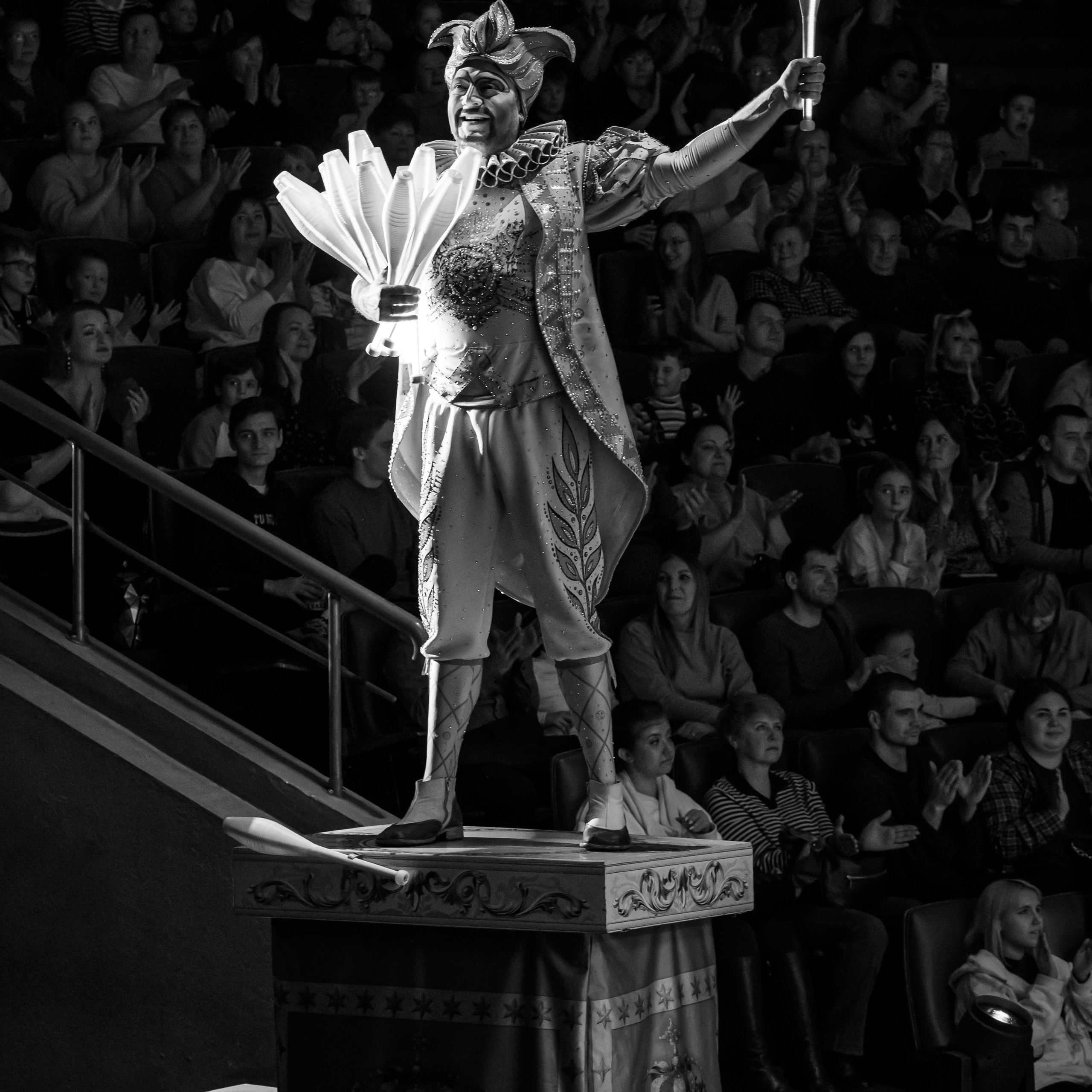 Шоу «Королевский цирк». Фотограф Андрей Пухов (Jazz)