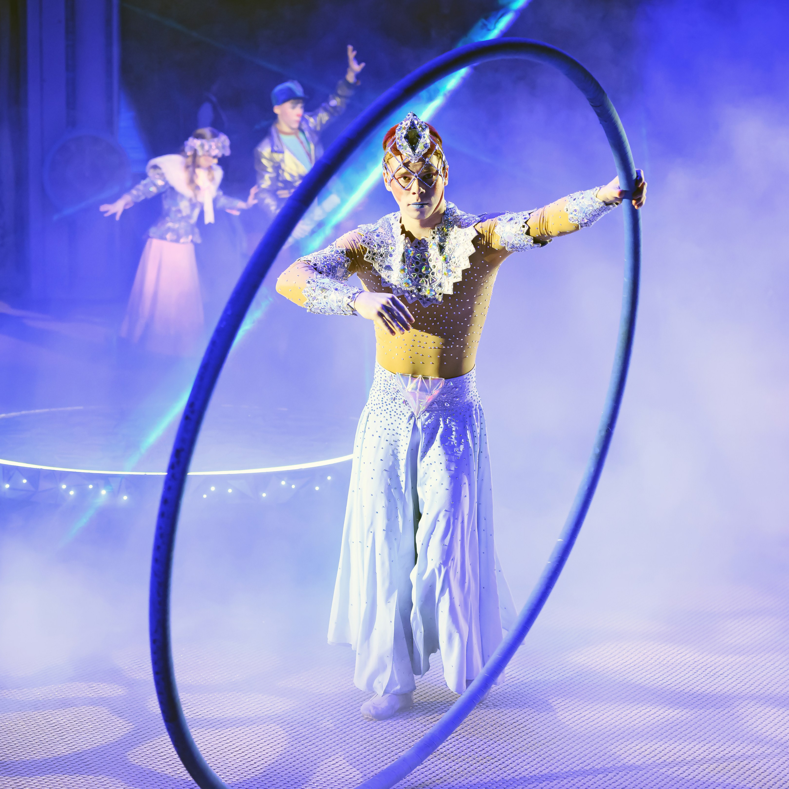 «13 месяцев. Шоу ледяных фонтанов»❄💙. Фотограф Андрей Пухов (Jazz)