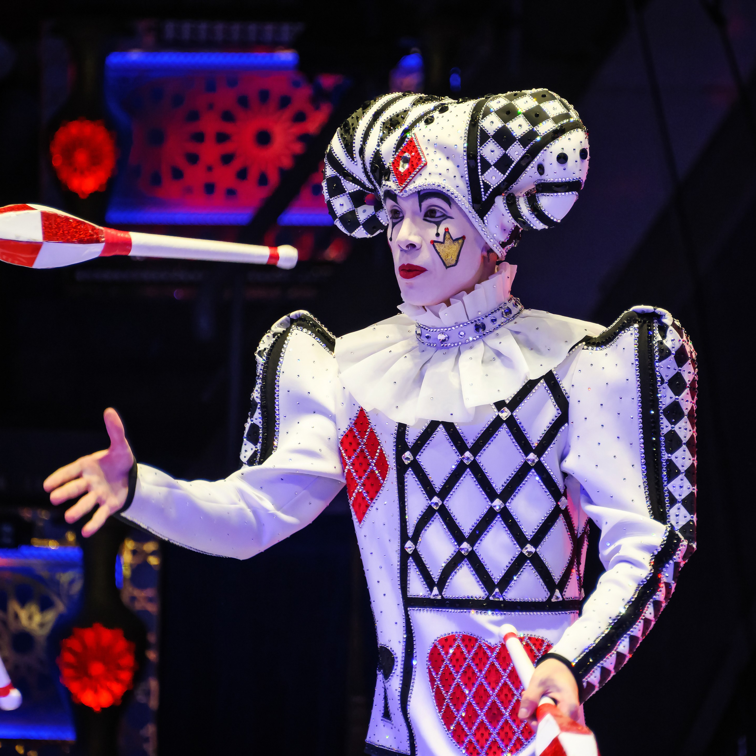 Песчаная сказка Гии Эрадзе — волшебное шоу 🎪, которое должен увидеть каждый, кто ценит красоту🌹, талант 🎭 и умение мечтать 💫. Цирковой фотограф Андрей Пухов (Jazz)