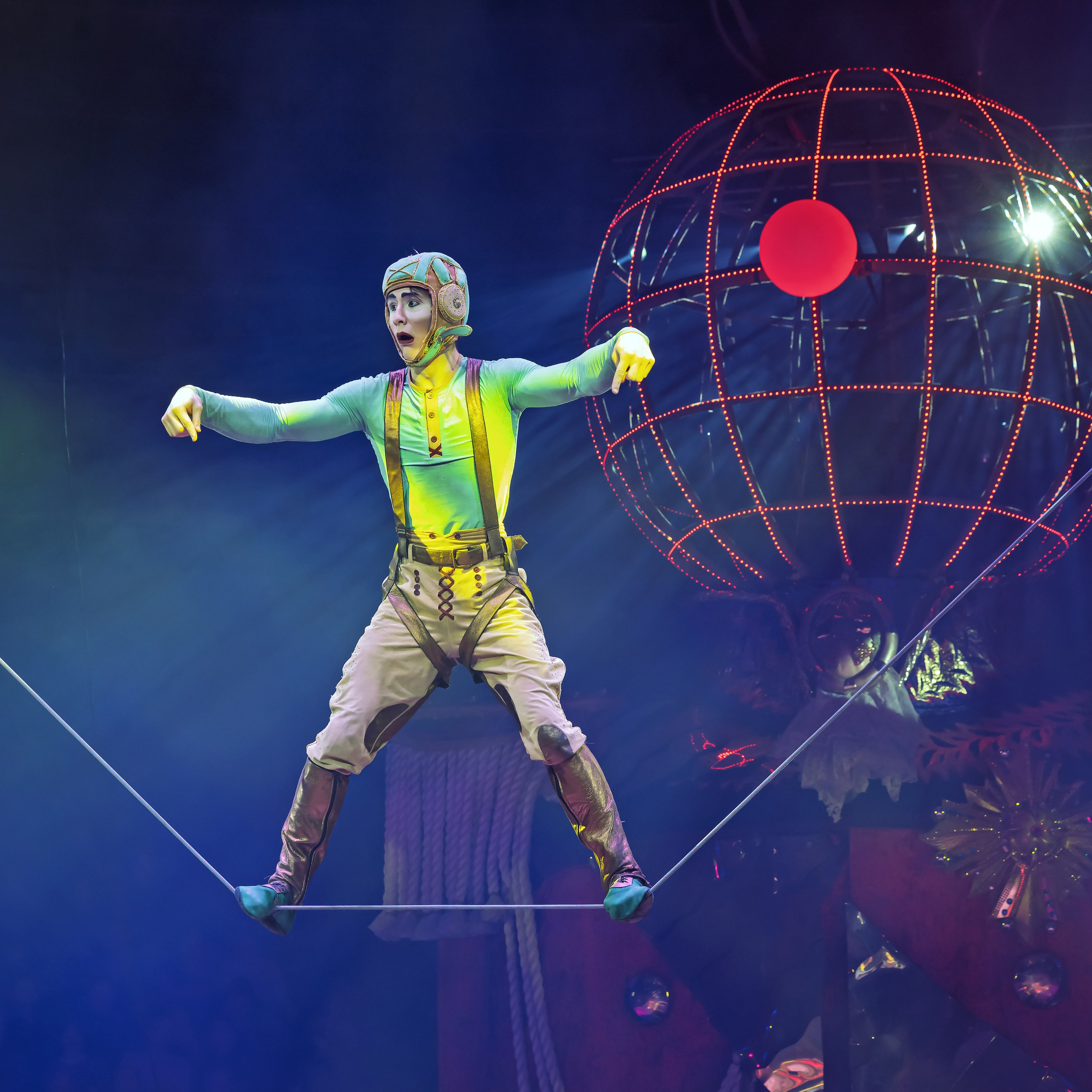 Шоу фонтанов «Принц цирка» 🎪 09.11.2024. Фотограф Андрей Пухов (Jazz)