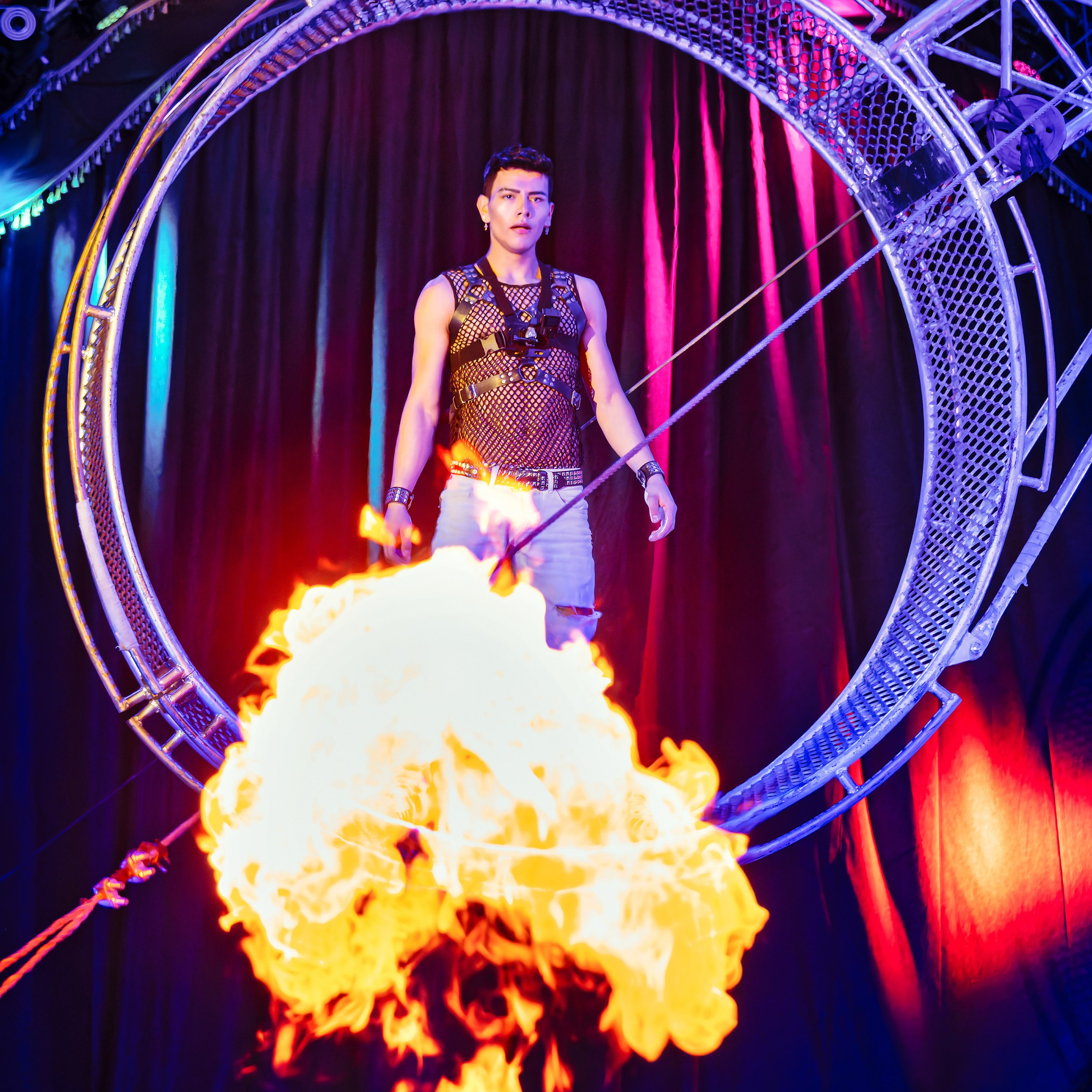 Шоу Демидовых. Цирковой фотограф Андрей Пухов (Jazz)