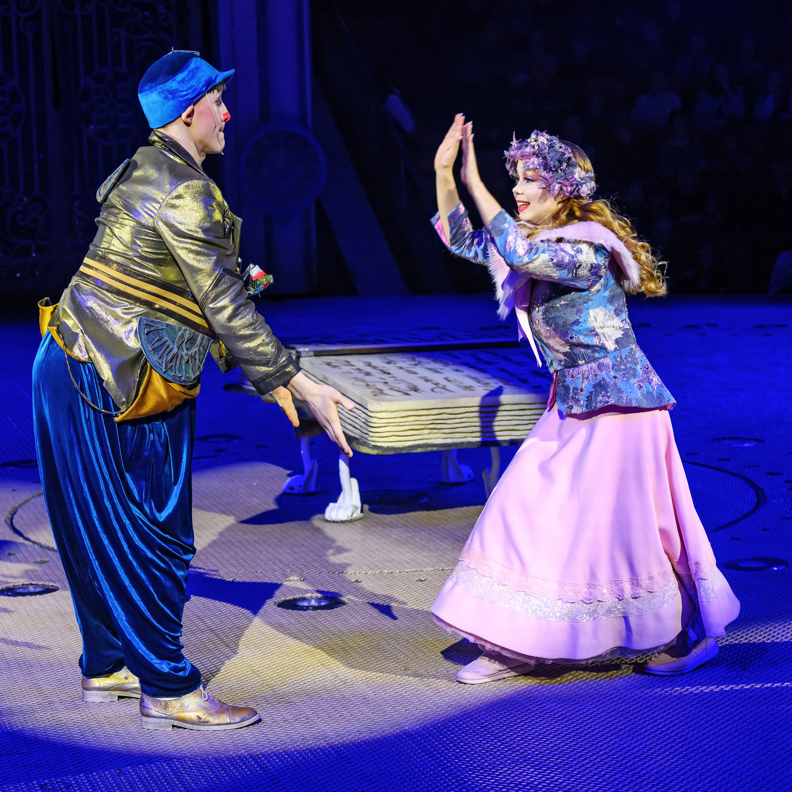 «13 месяцев. Шоу ледяных фонтанов»❄💙. Фотограф Андрей Пухов (Jazz)