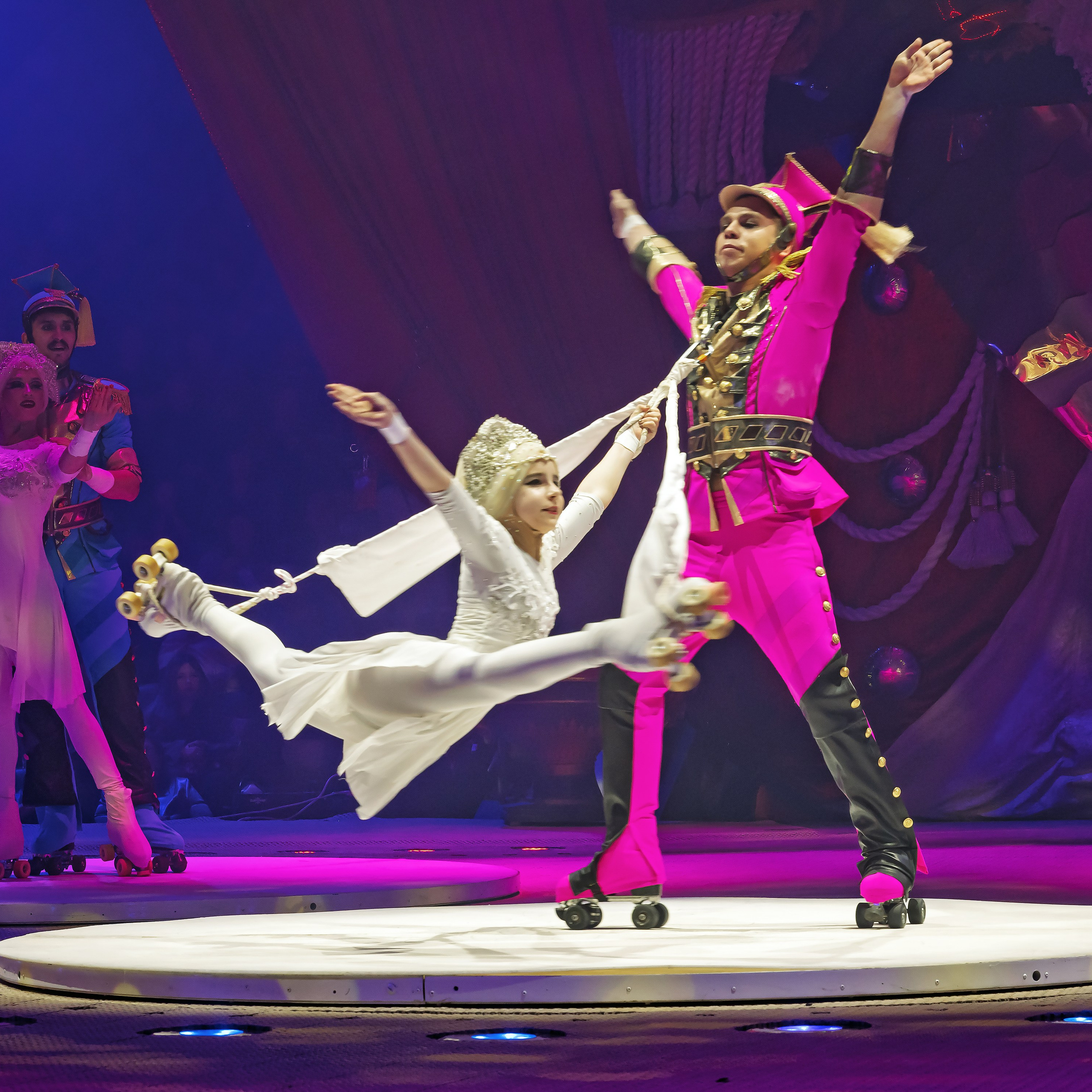 Шоу фонтанов «Принц цирка» 🎪 09.11.2024. Фотограф Андрей Пухов (Jazz)