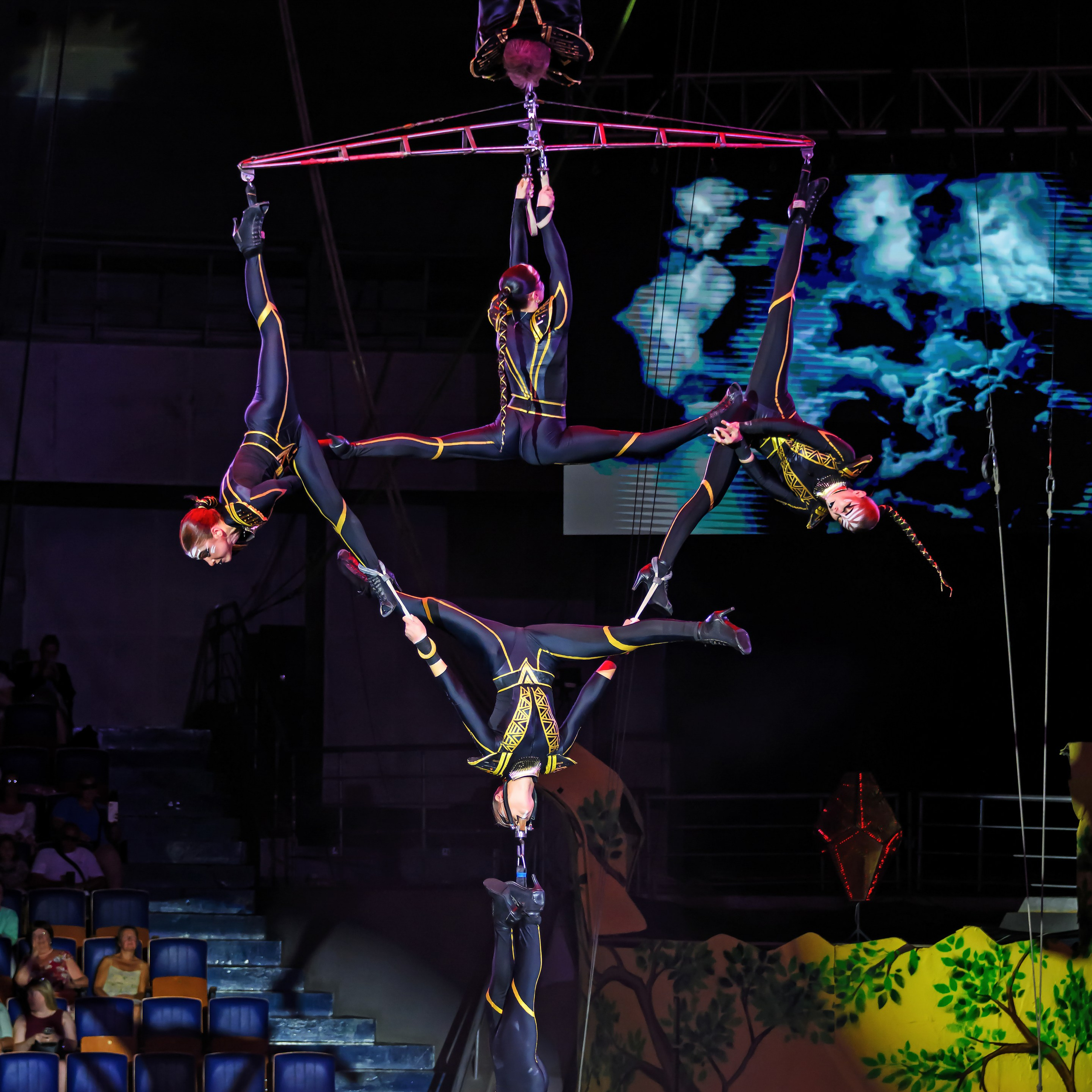 🎪 «Цирк на воде💦 🏰Царство фонтанов**»✨🌊🎭. Фотограф Андрей Пухов (Jazz)