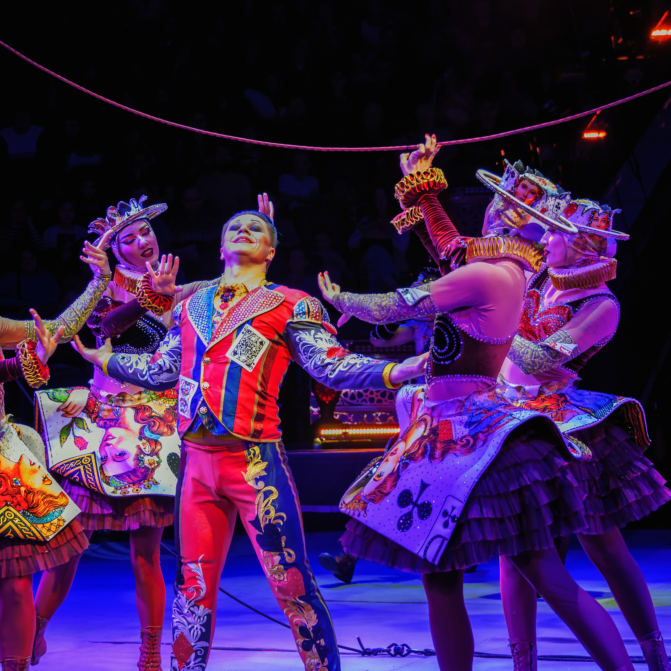 Песчаная сказка Гии Эрадзе — волшебное шоу 🎪, которое должен увидеть каждый, кто ценит красоту🌹, талант 🎭 и умение мечтать 💫. Цирковой фотограф Андрей Пухов (Jazz)