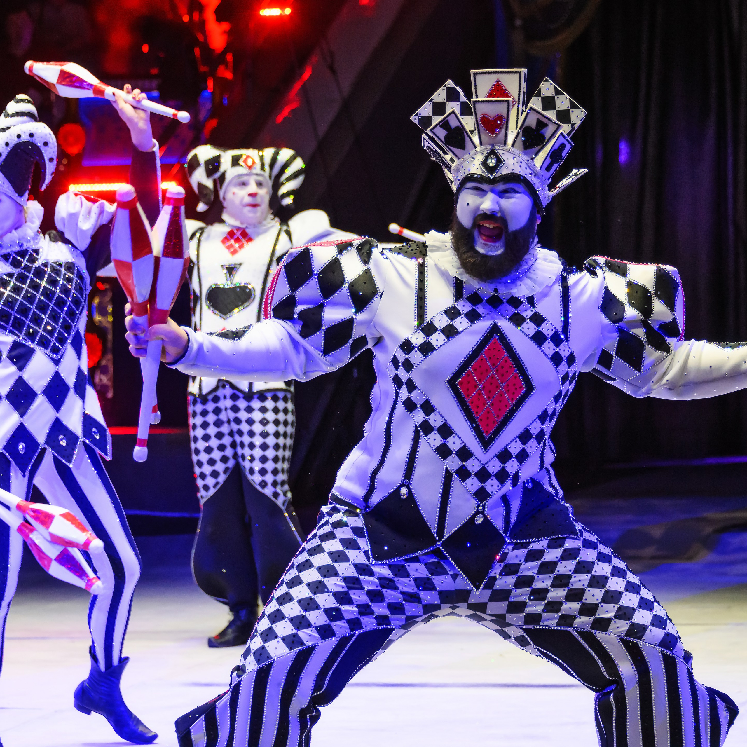 Песчаная сказка Гии Эрадзе — волшебное шоу 🎪, которое должен увидеть каждый, кто ценит красоту🌹, талант 🎭 и умение мечтать 💫. Цирковой фотограф Андрей Пухов (Jazz)