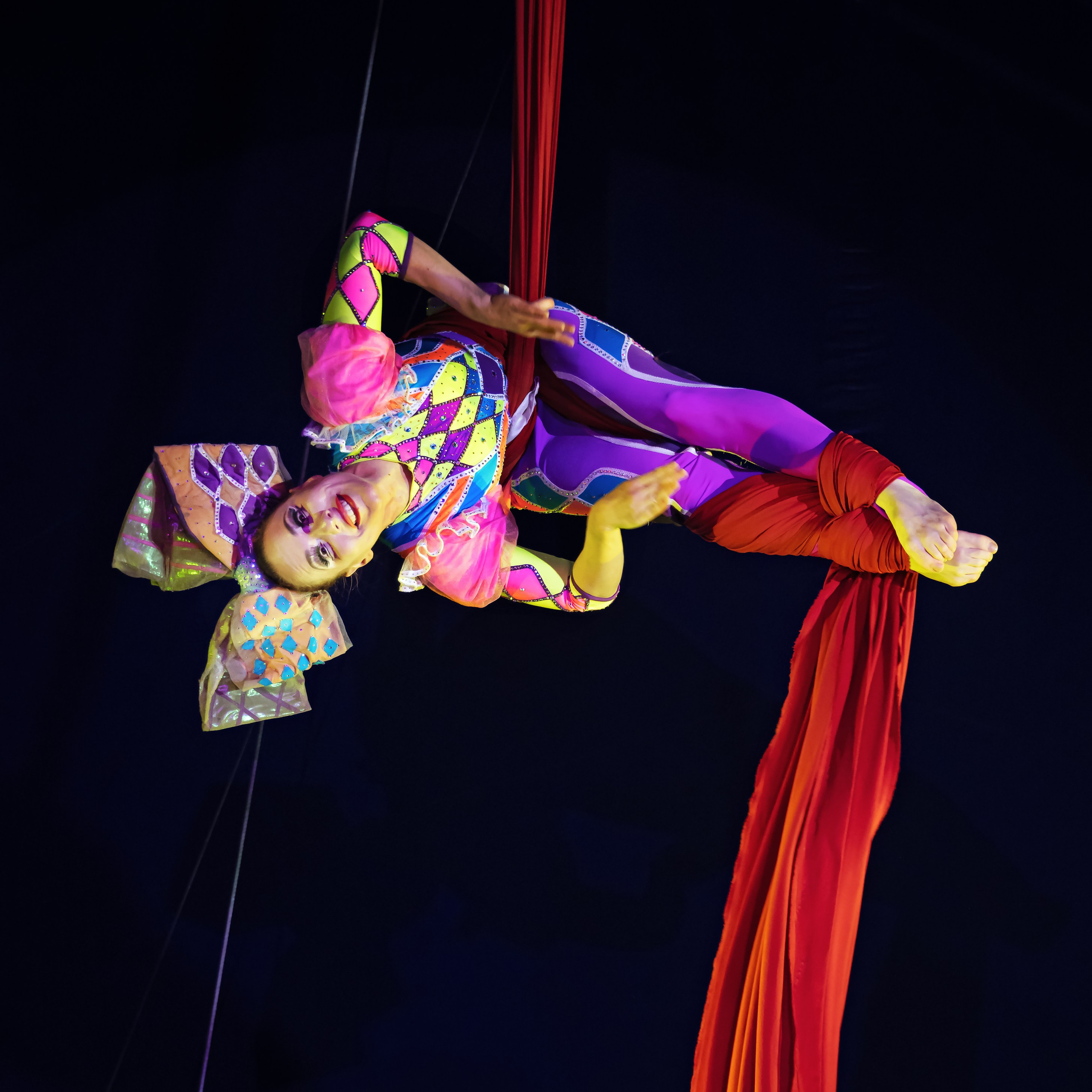 Международный цирк"HAPPY CIRCUS». Фотограф Андрей Пухов (Jazz)