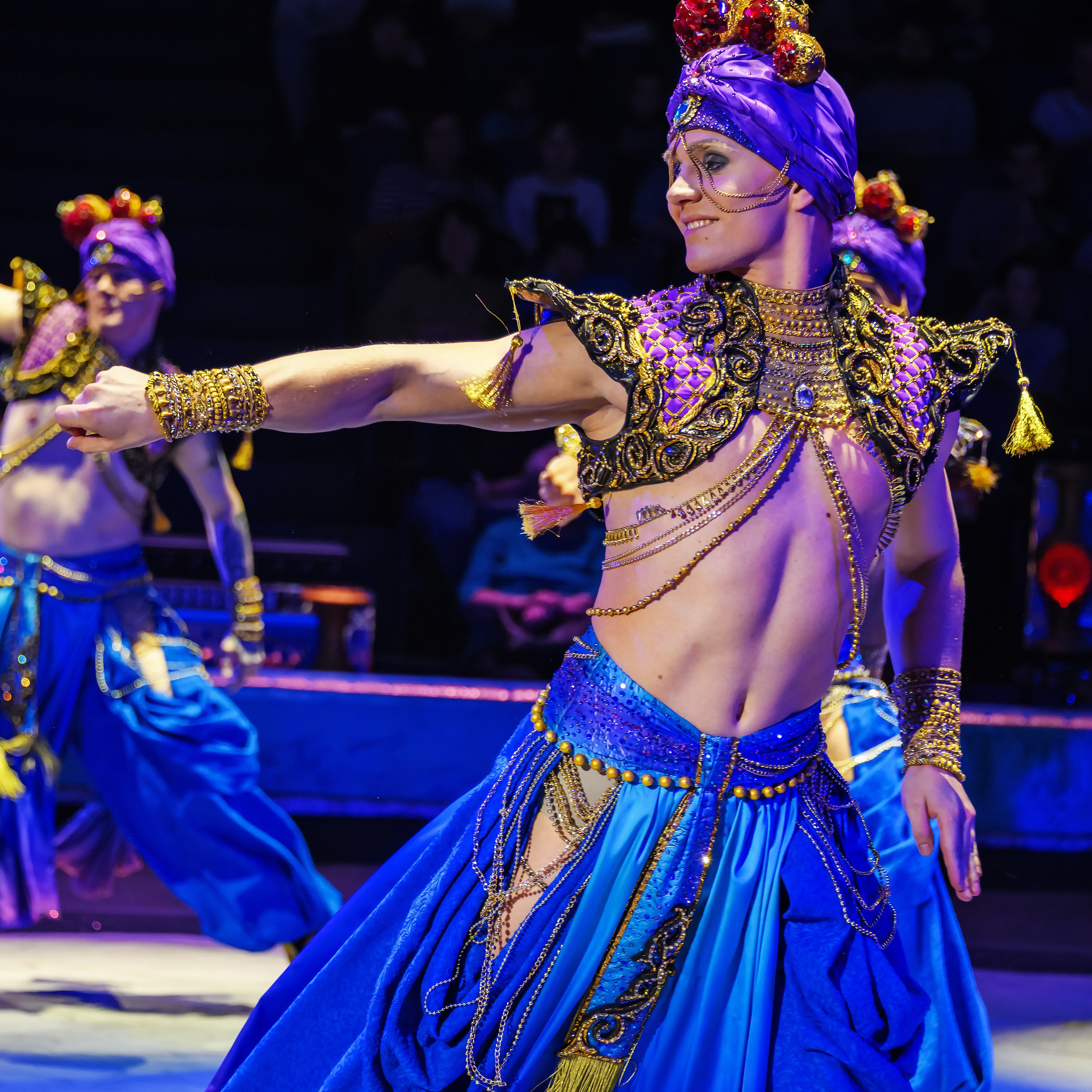 Песчаная сказка Гии Эрадзе — волшебное шоу 🎪, которое должен увидеть каждый, кто ценит красоту🌹, талант 🎭 и умение мечтать 💫. Цирковой фотограф Андрей Пухов (Jazz)