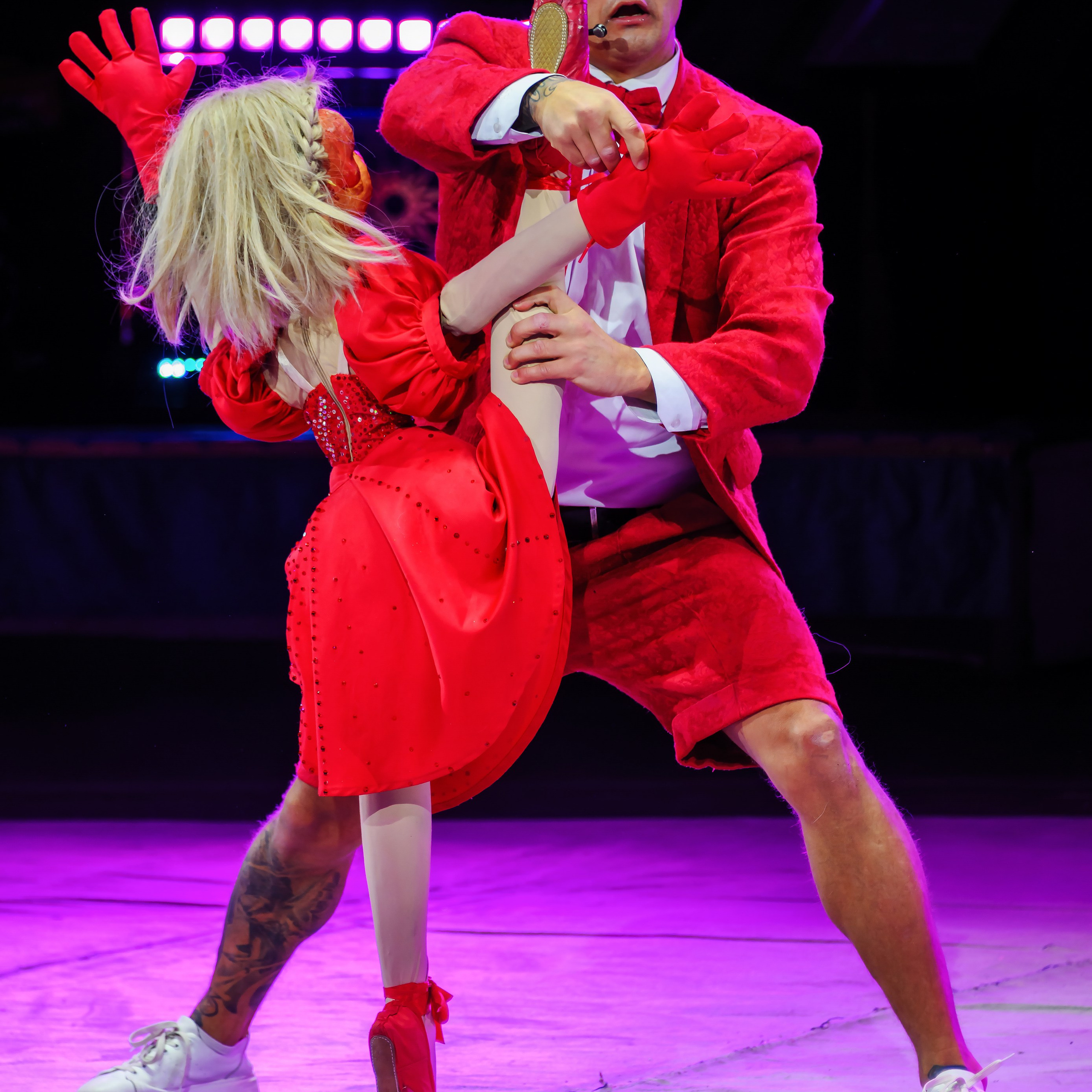 Песчаная сказка Гии Эрадзе — волшебное шоу 🎪, которое должен увидеть каждый, кто ценит красоту🌹, талант 🎭 и умение мечтать 💫. Цирковой фотограф Андрей Пухов (Jazz)