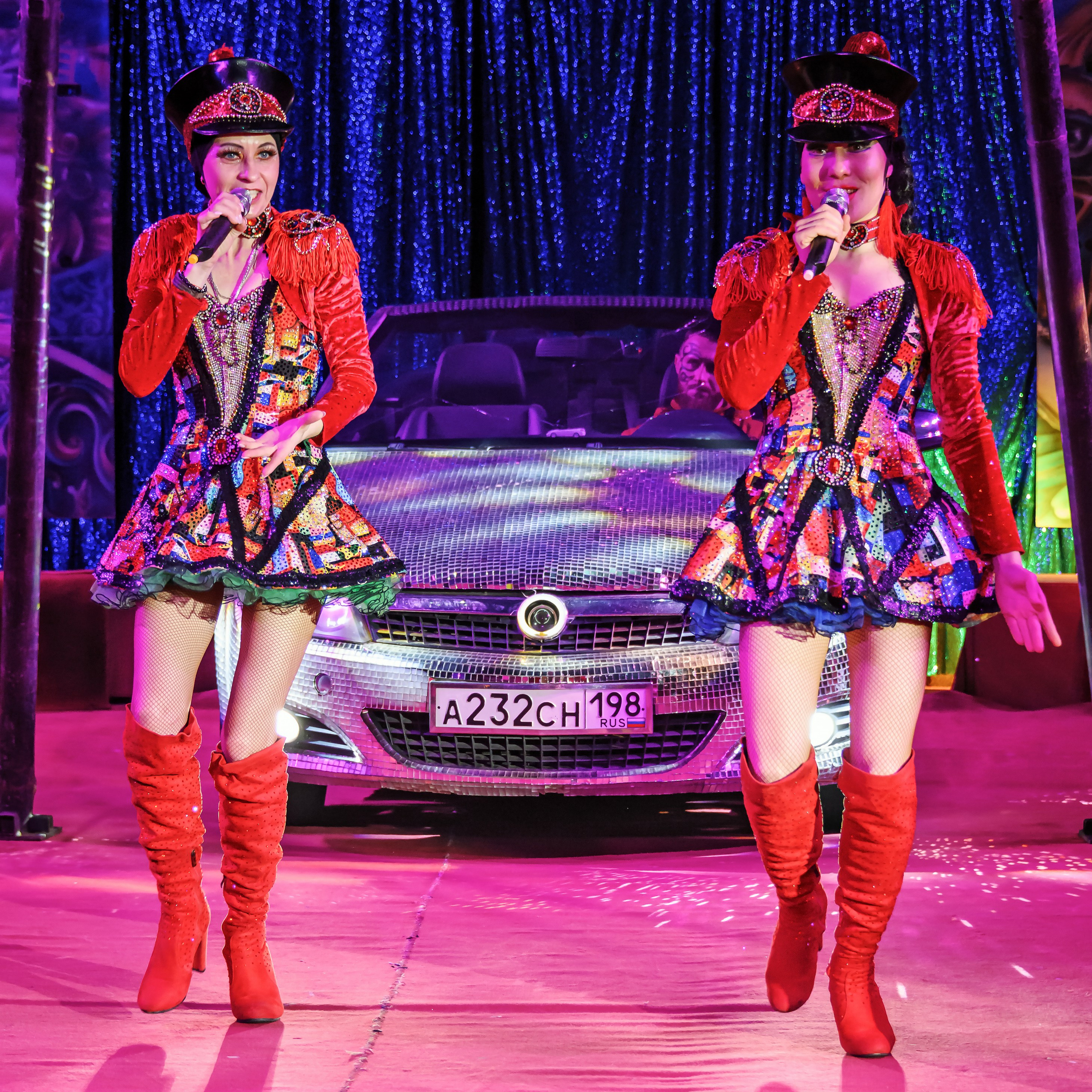 Международный цирк"HAPPY CIRCUS». Фотограф Андрей Пухов (Jazz)